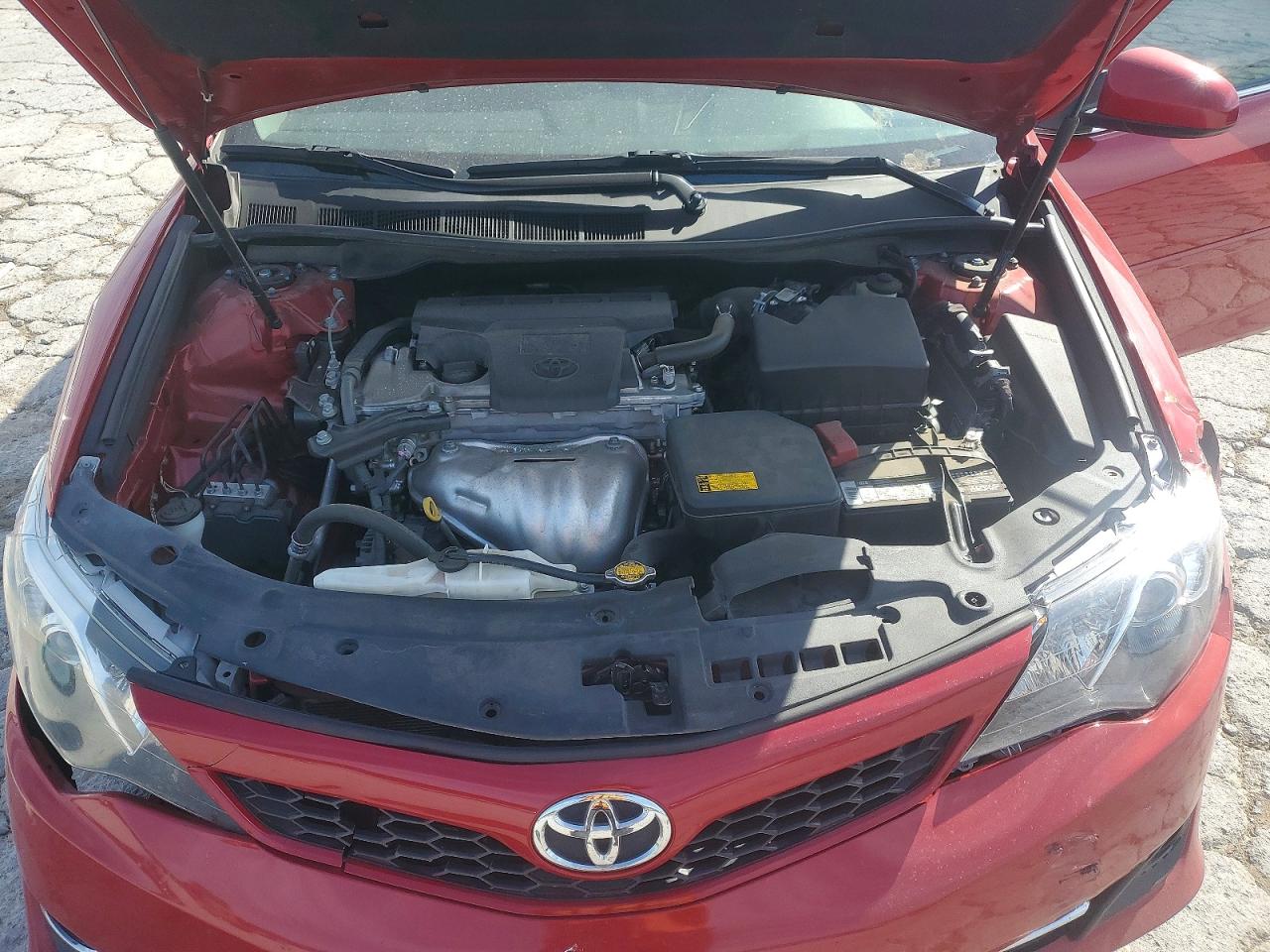 2014 Toyota Camry Se Red vin: 4T1BF1FK0EU867688