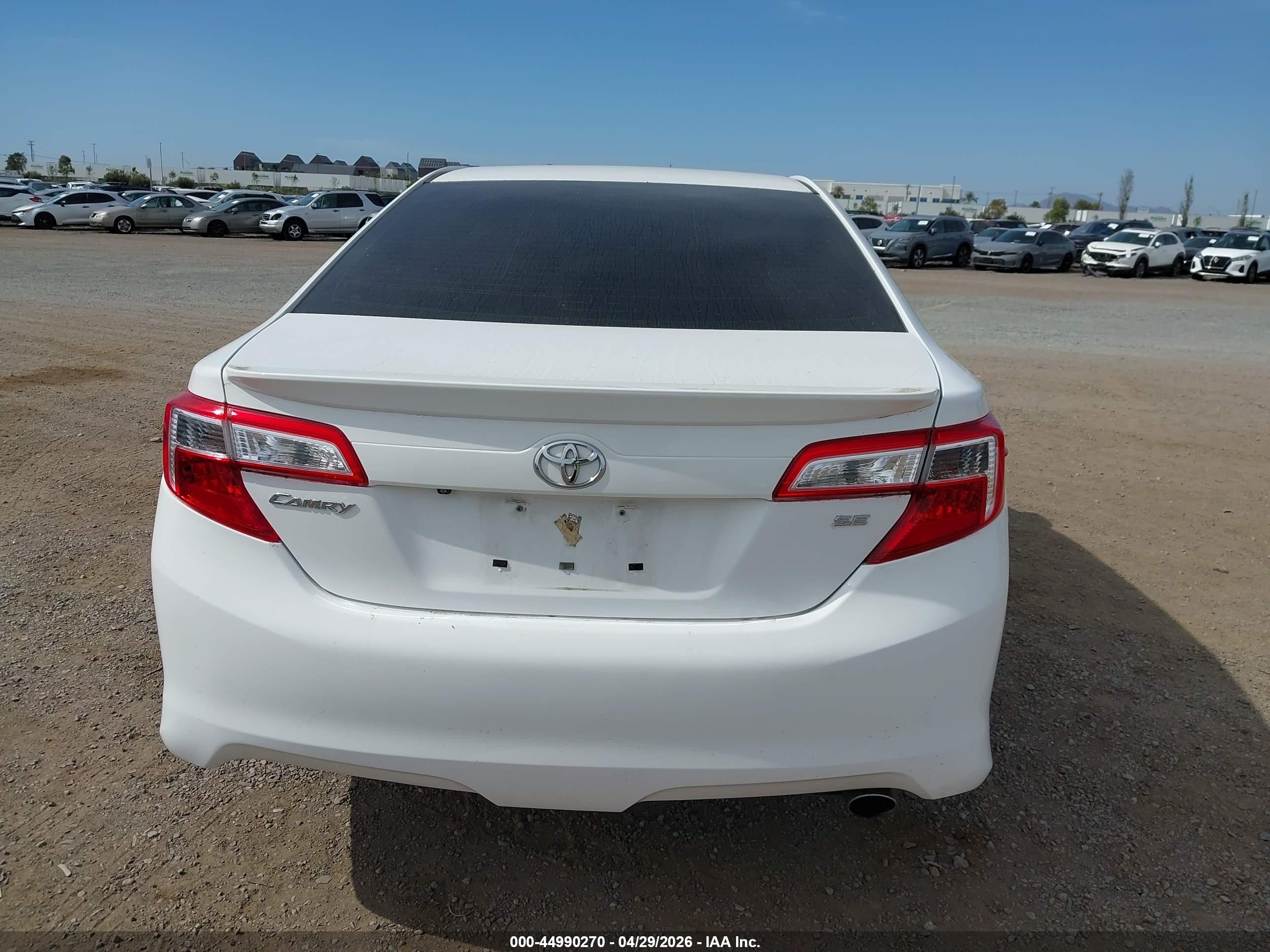 2014 Toyota Camry Se White vin: 4T1BF1FK0EU869005