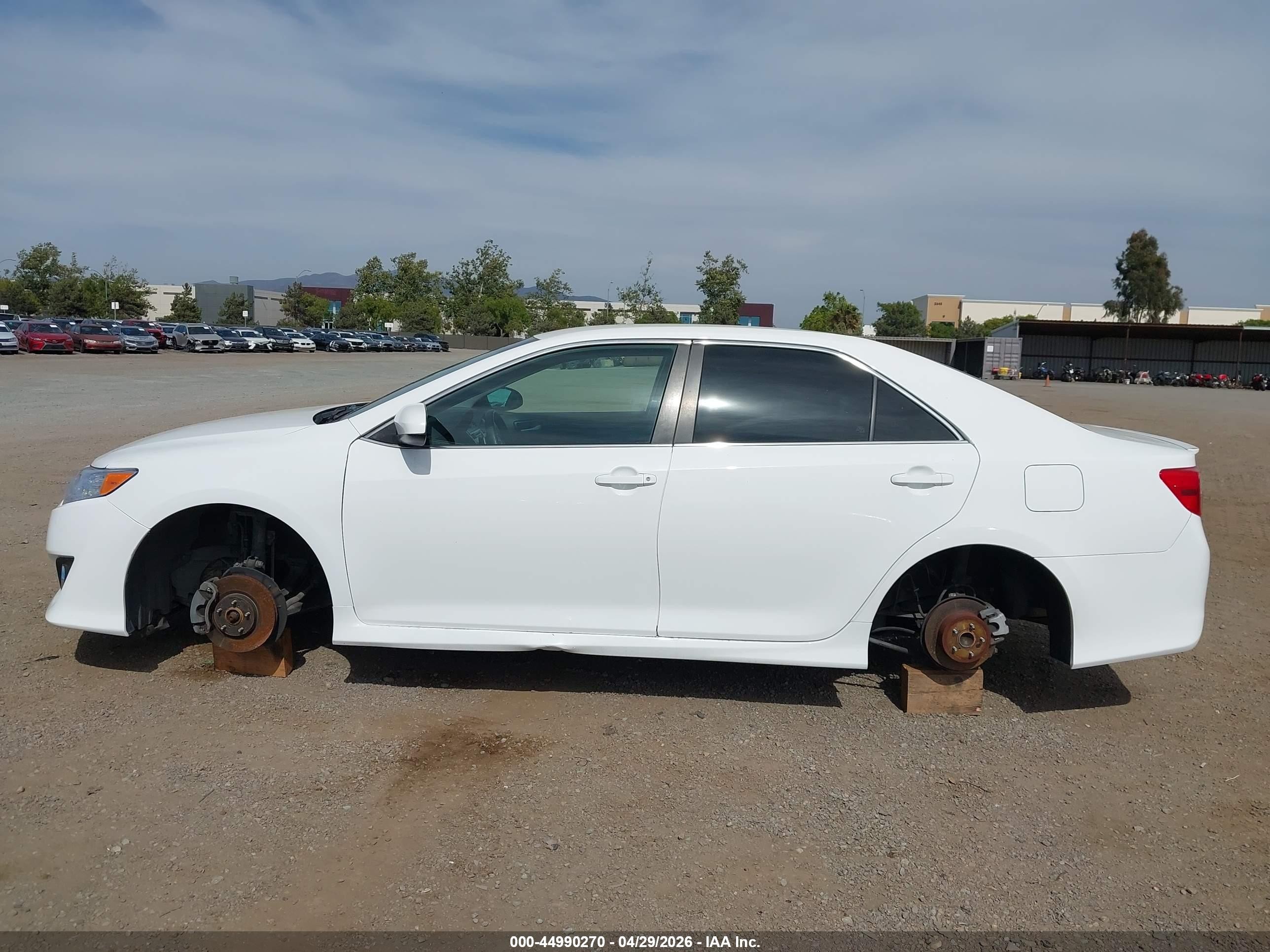 2014 Toyota Camry Se White vin: 4T1BF1FK0EU869005