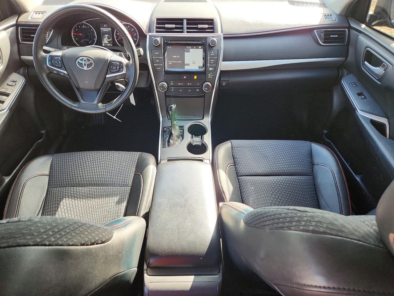 2015 Toyota Camry Se Черный vin: 4T1BF1FK0FU004214