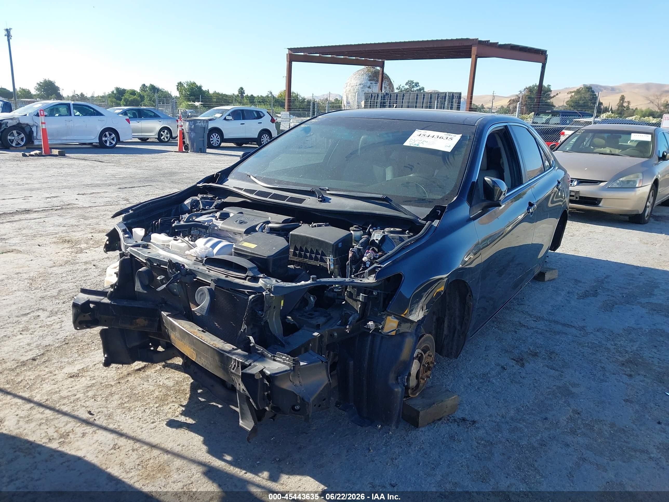 2015 Toyota Camry Se Dark Blue vin: 4T1BF1FK0FU012586