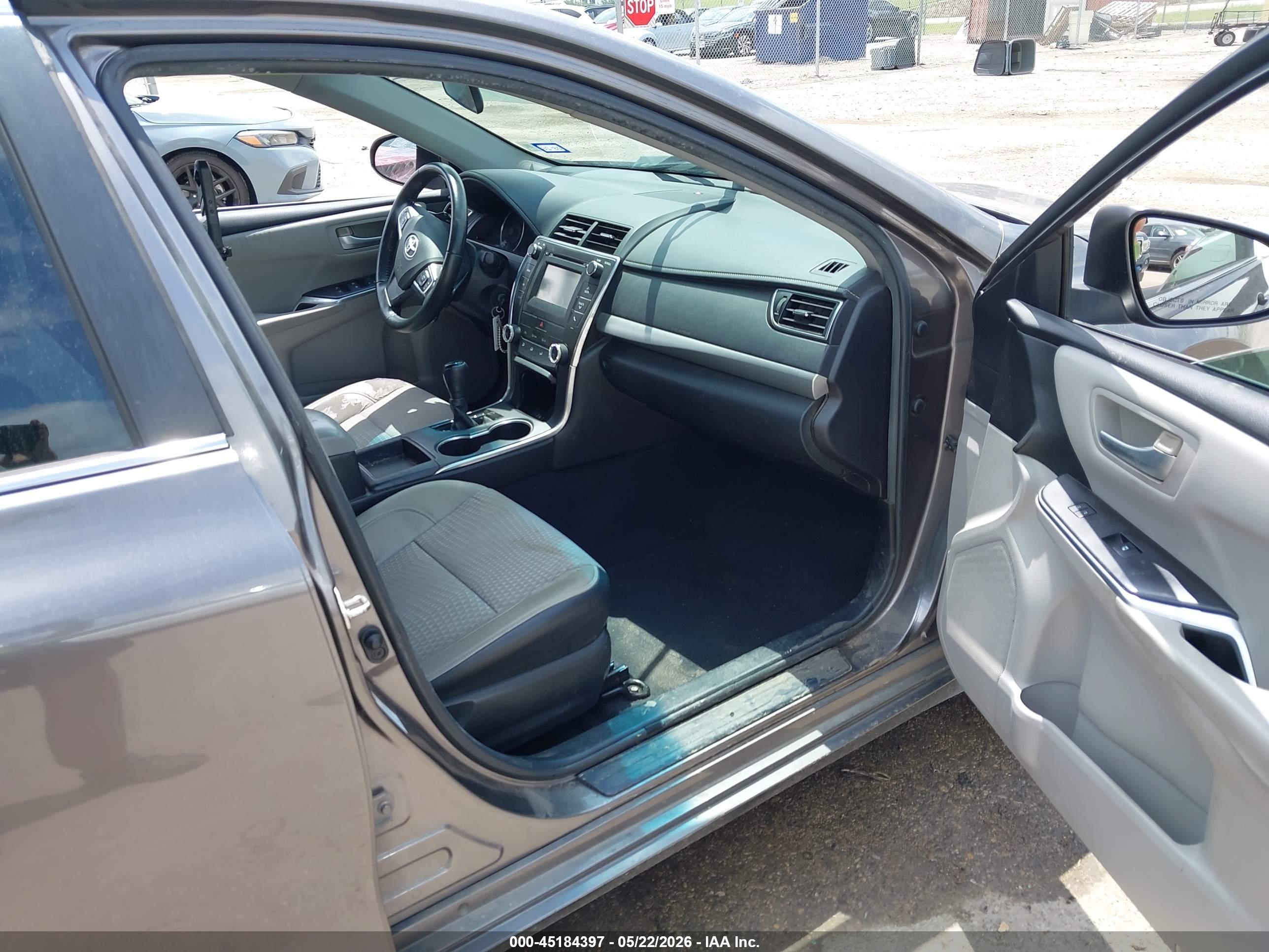 2015 Toyota Camry Se Gray vin: 4T1BF1FK0FU015410