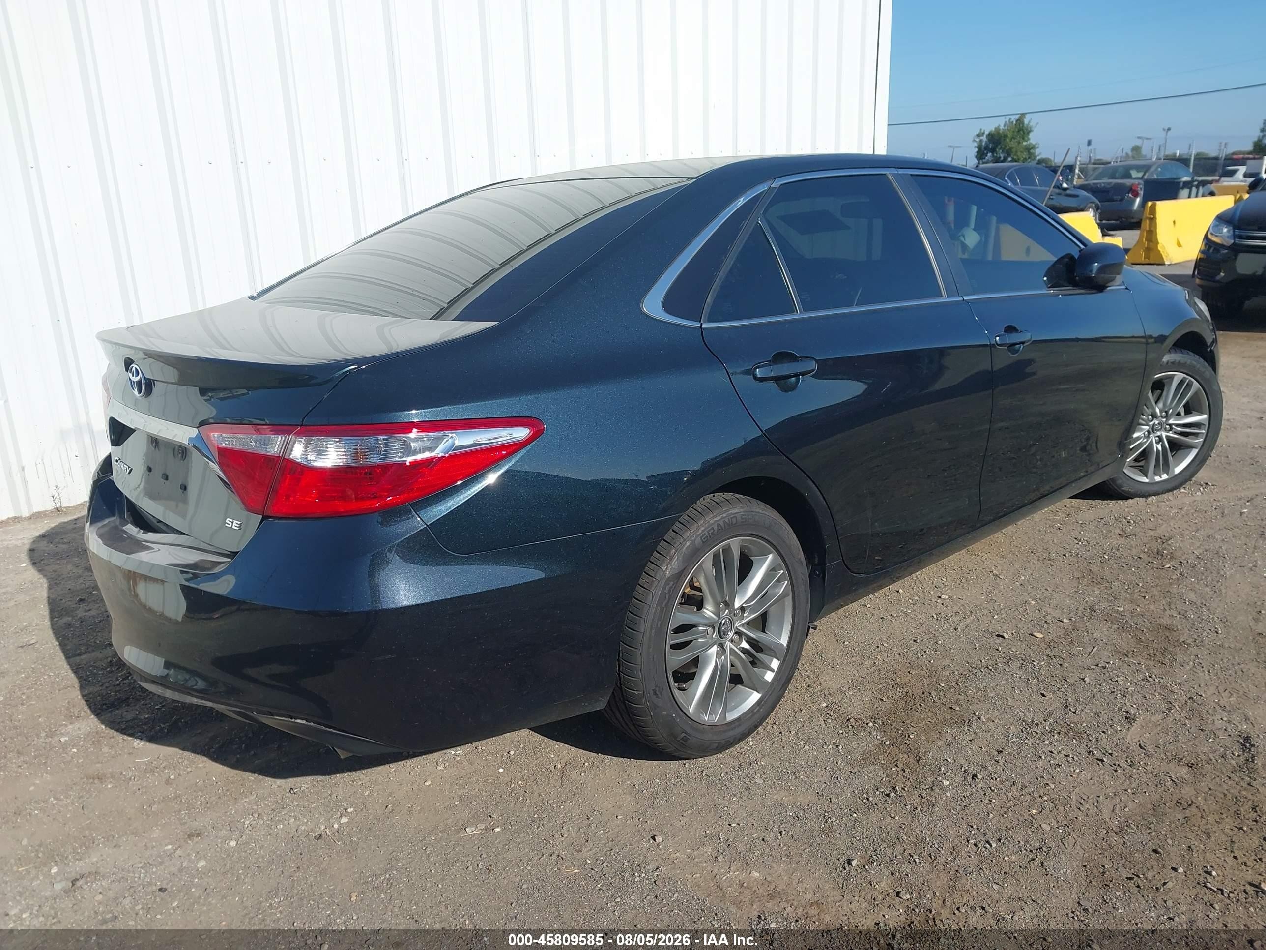 2015 Toyota Camry Se Dark Blue vin: 4T1BF1FK0FU033874