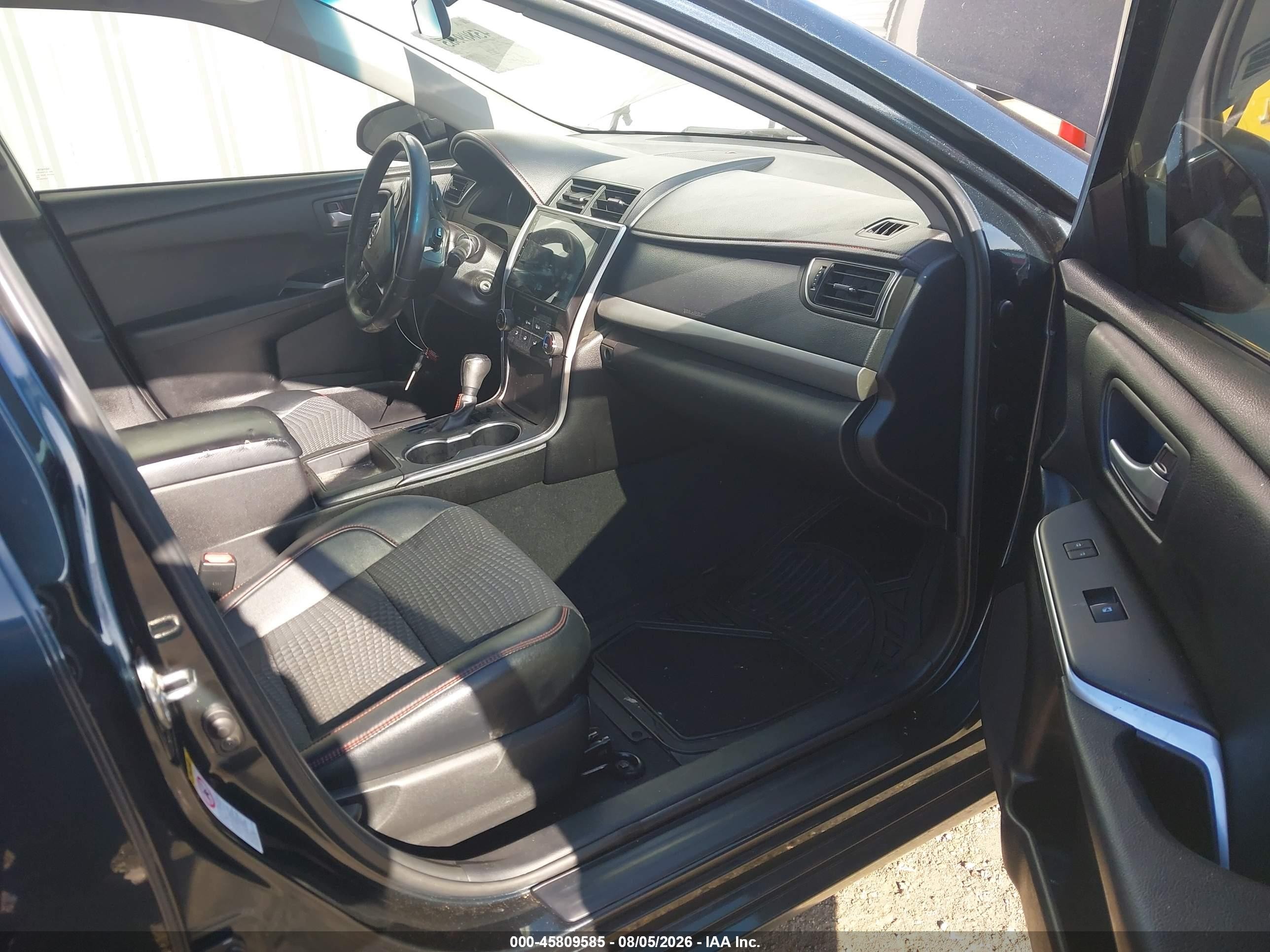 2015 Toyota Camry Se Dark Blue vin: 4T1BF1FK0FU033874