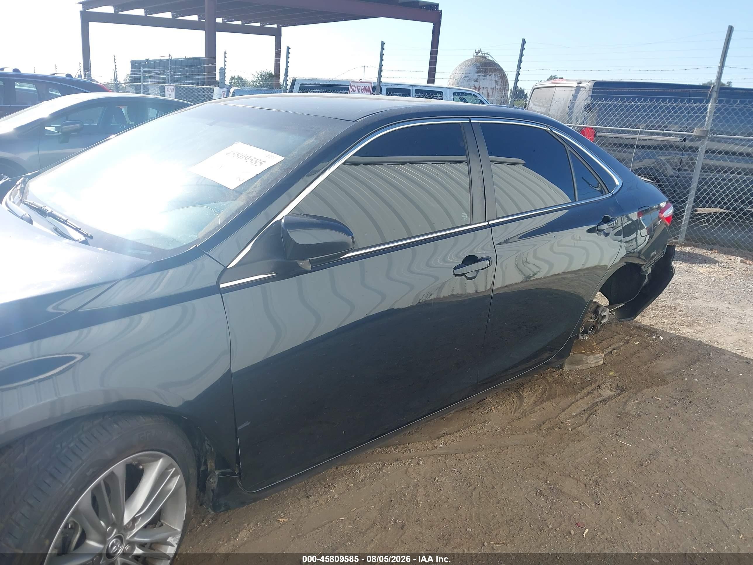 2015 Toyota Camry Se Dark Blue vin: 4T1BF1FK0FU033874