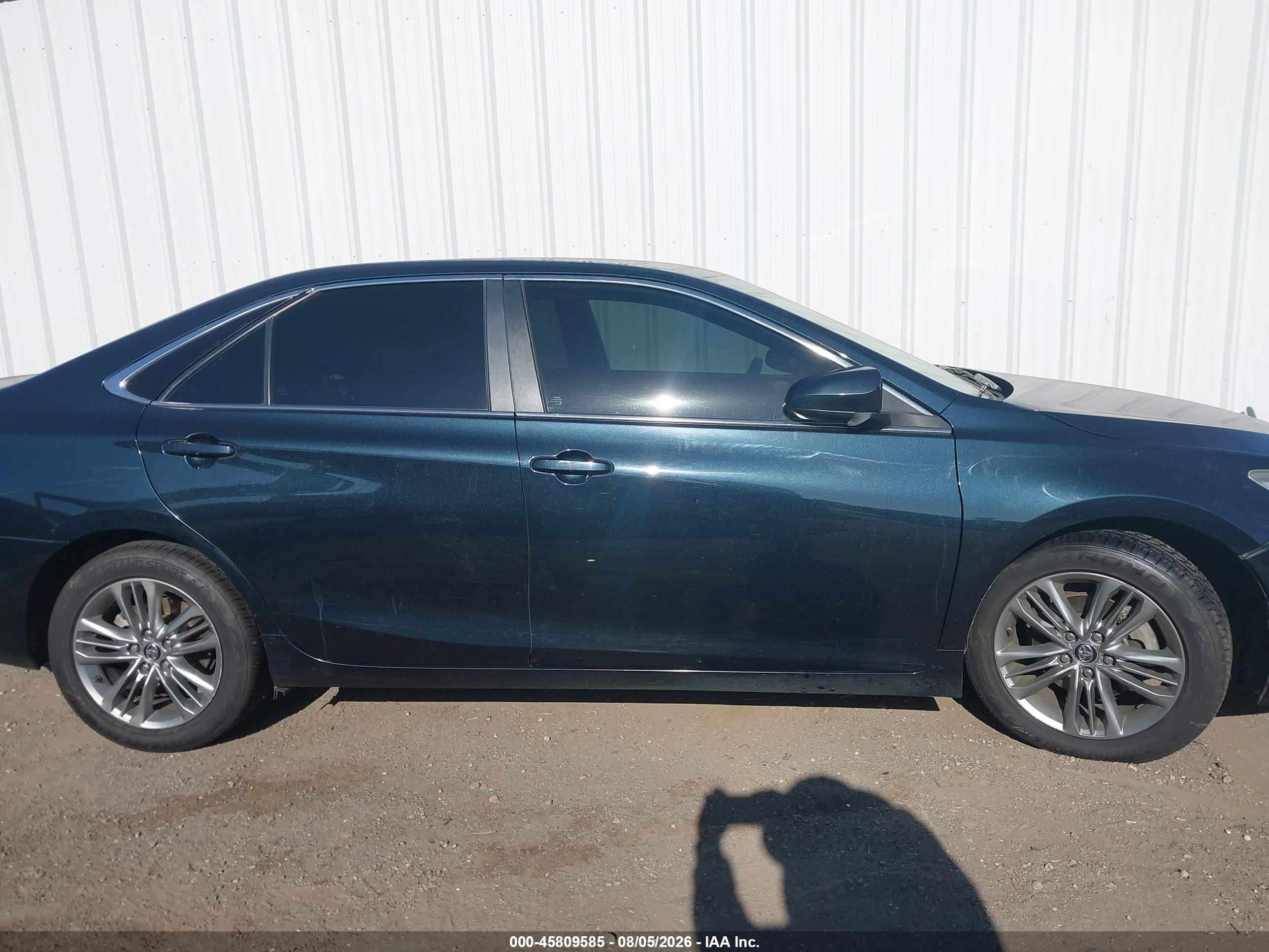 2015 Toyota Camry Se Dark Blue vin: 4T1BF1FK0FU033874