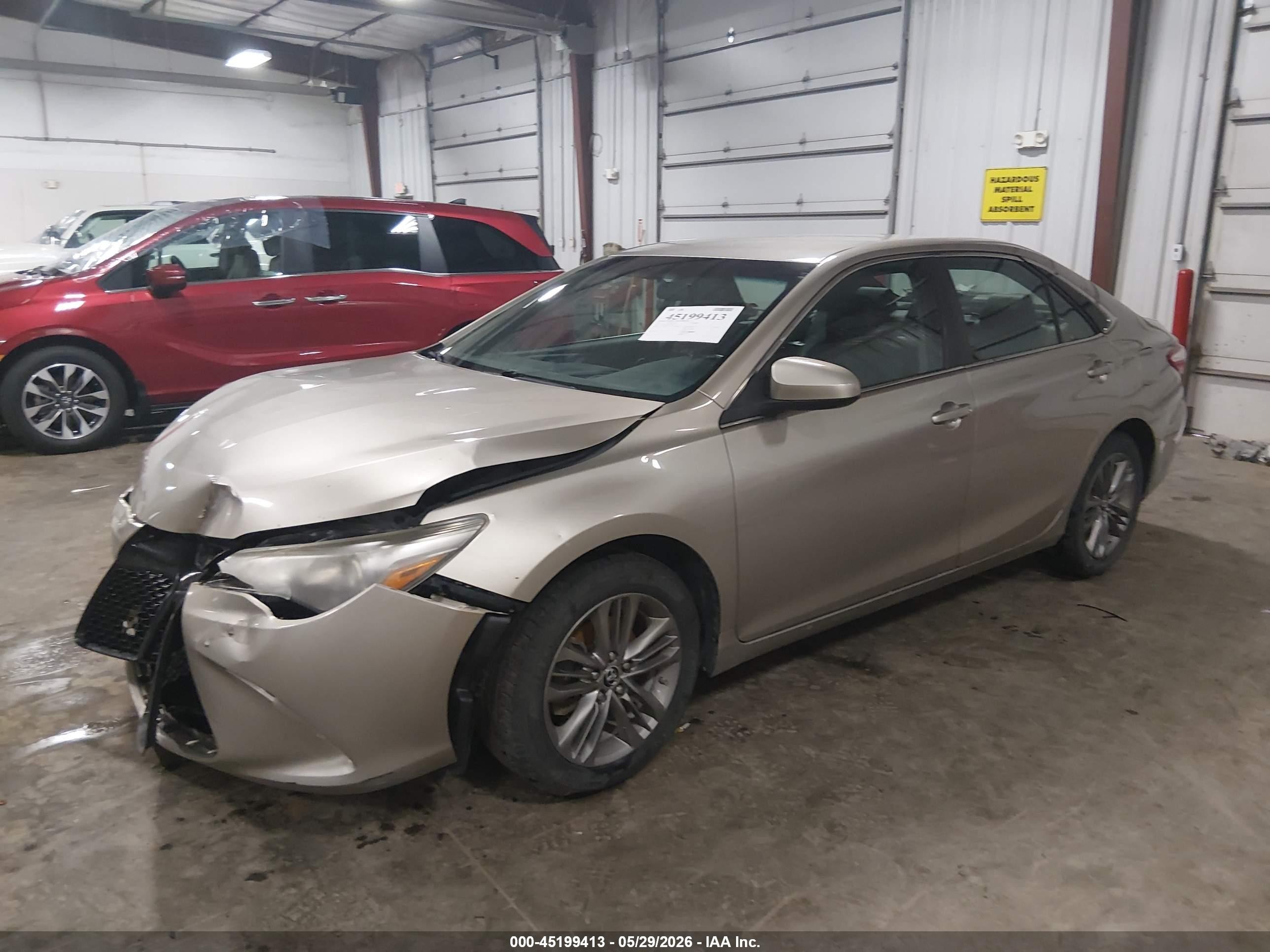 2015 Toyota Camry Se Gold vin: 4T1BF1FK0FU045801