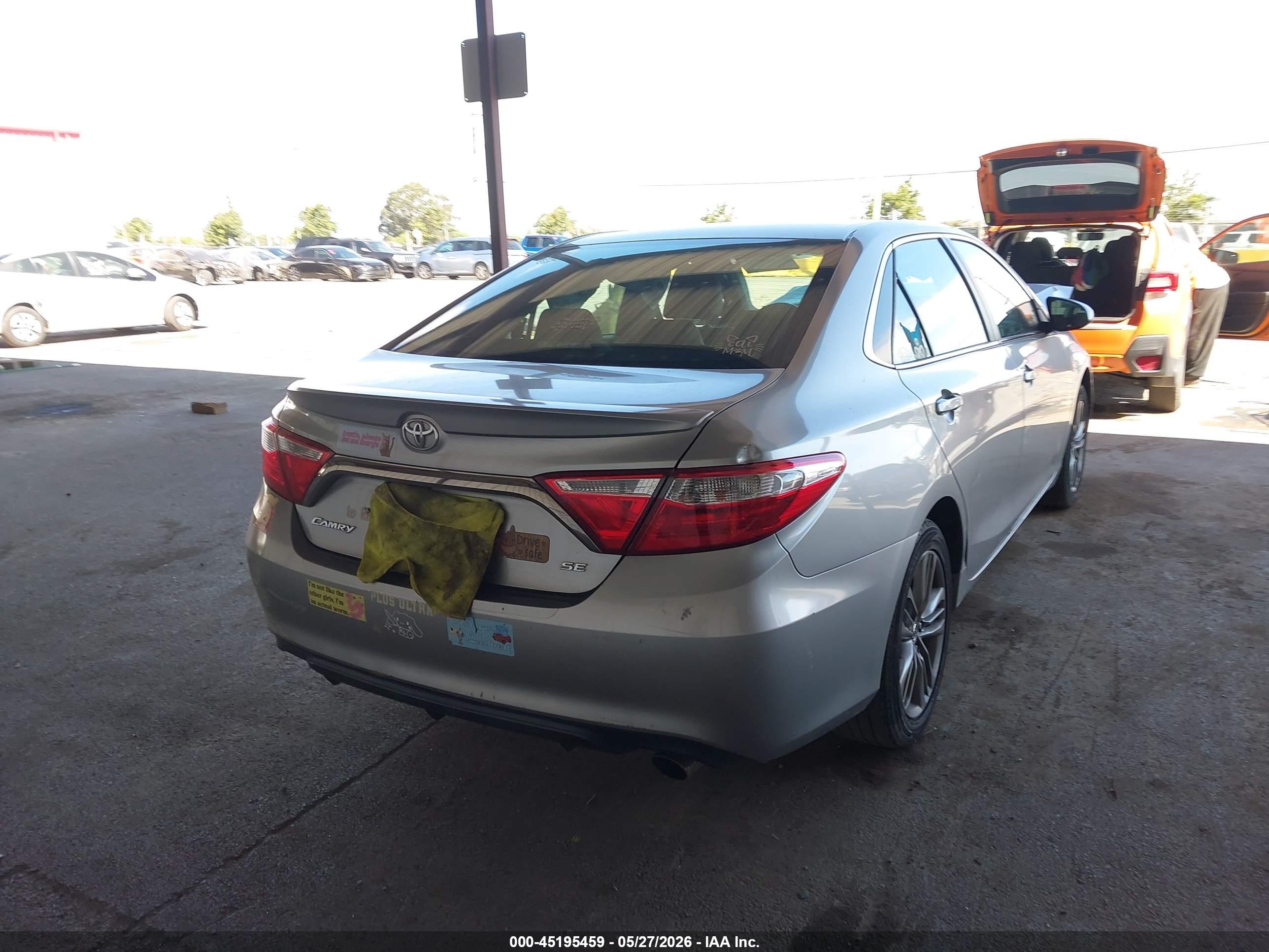 2015 Toyota Camry Se Silver vin: 4T1BF1FK0FU061318