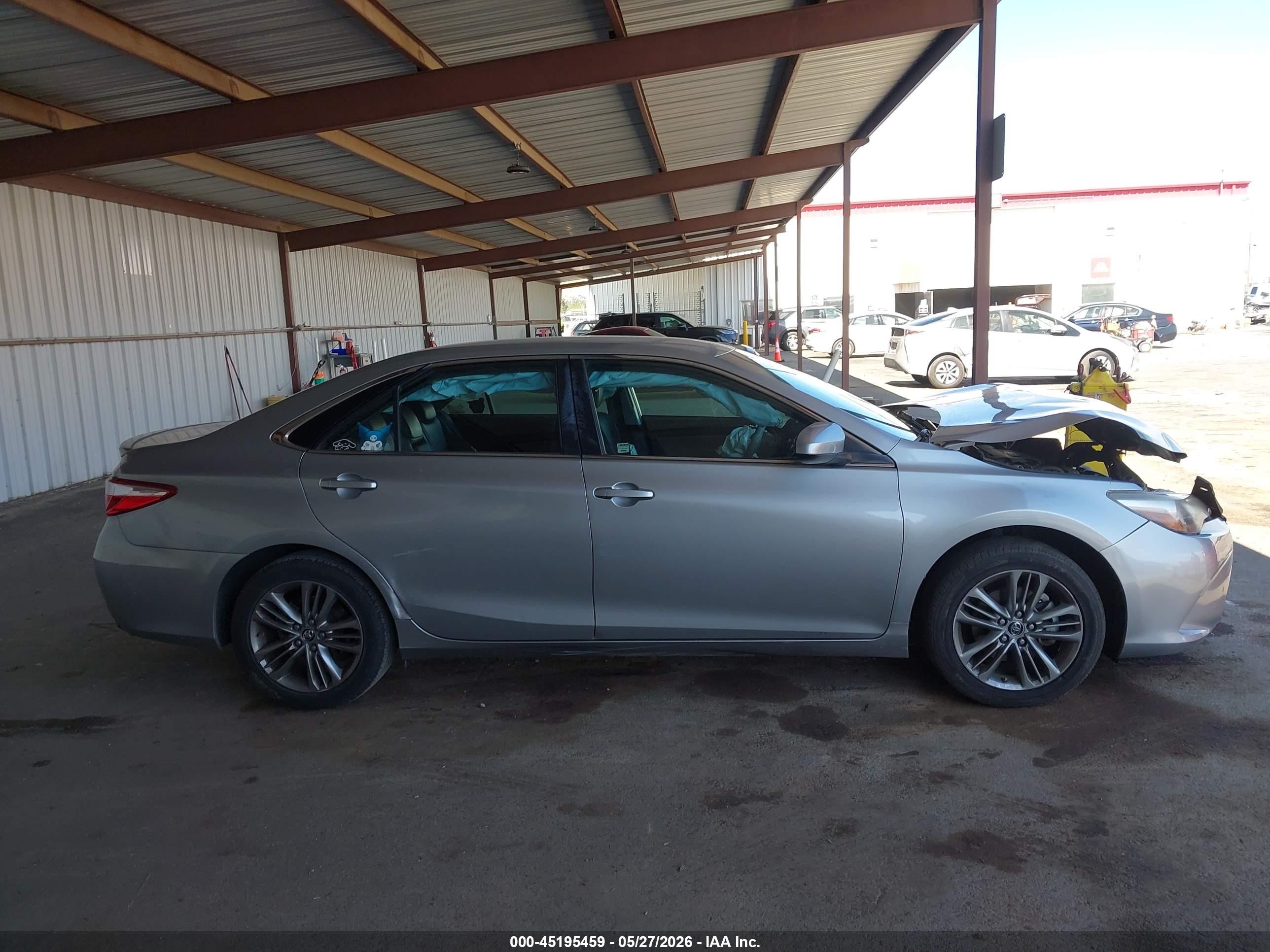 2015 Toyota Camry Se Silver vin: 4T1BF1FK0FU061318