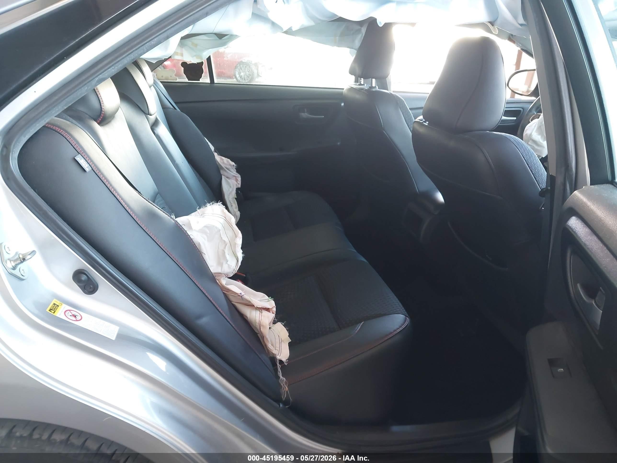 2015 Toyota Camry Se Silver vin: 4T1BF1FK0FU061318