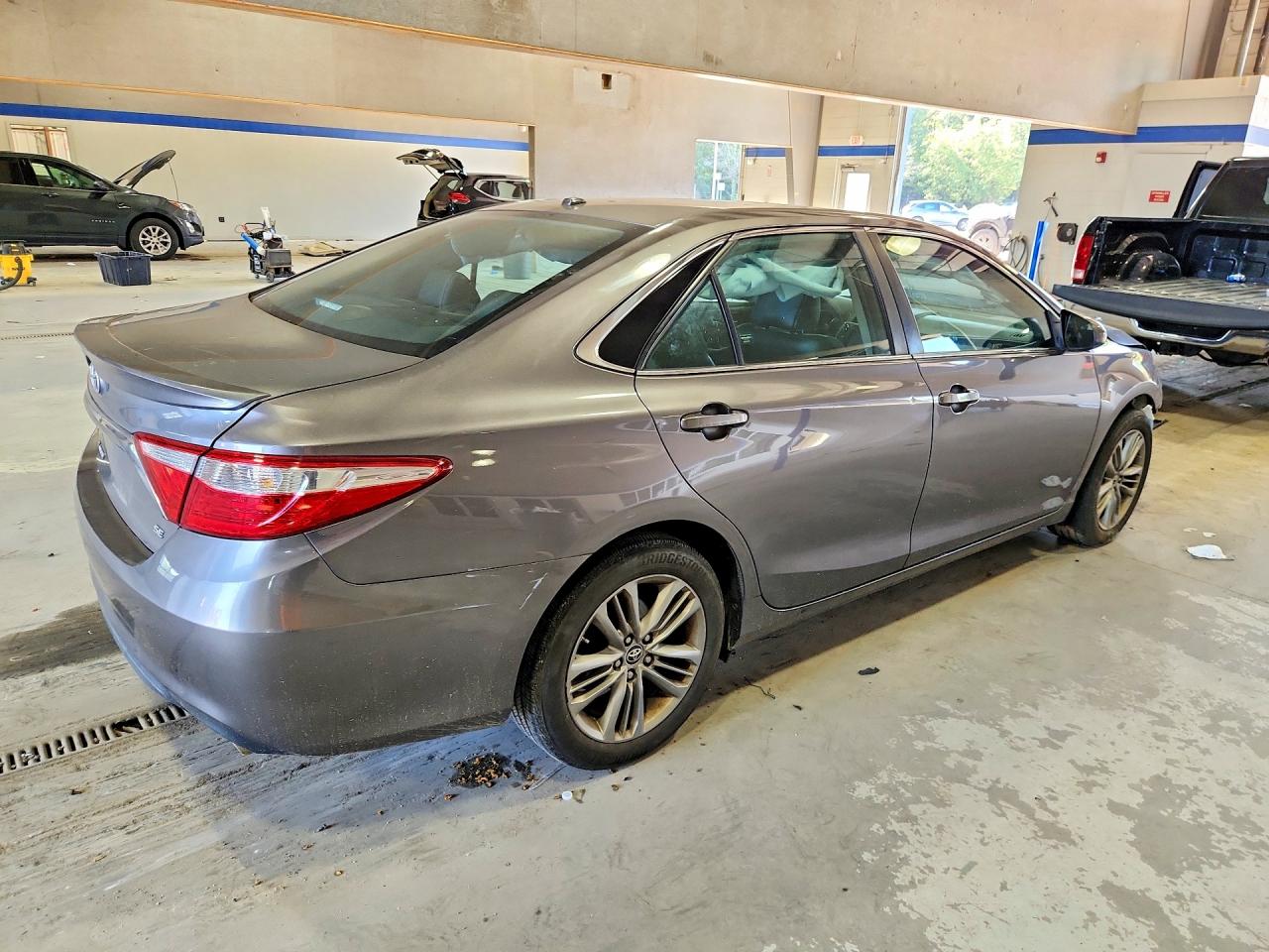 2015 Toyota Camry Se Gray vin: 4T1BF1FK0FU070231