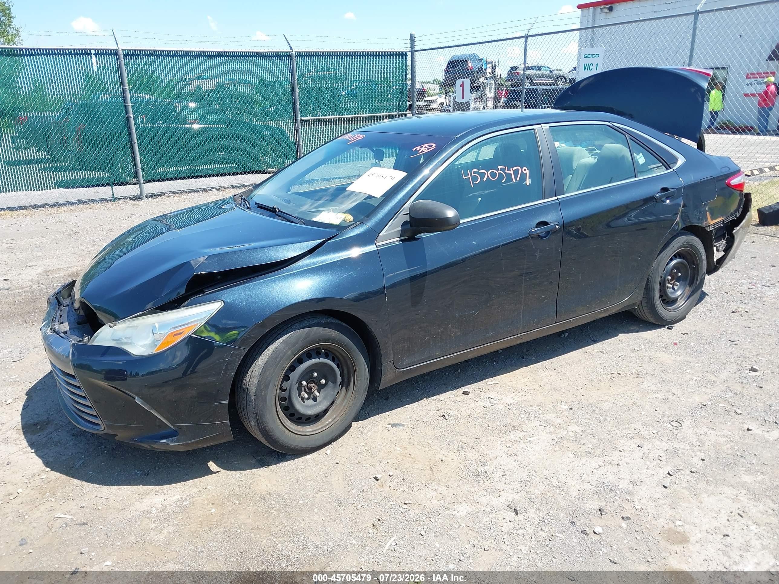 2015 Toyota Camry Le Black vin: 4T1BF1FK0FU072609