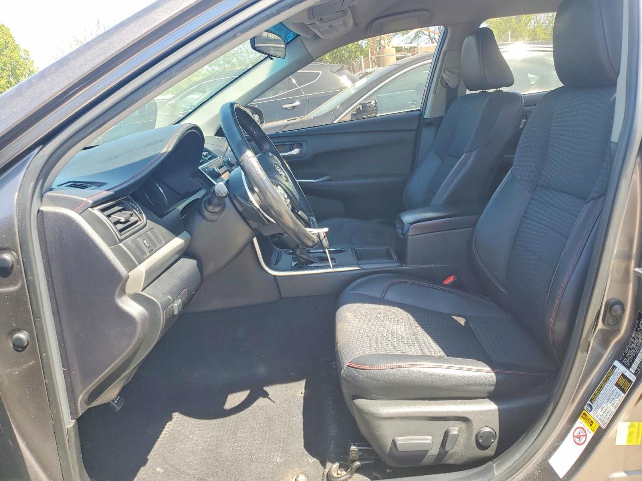 2015 Toyota Camry Se Silver vin: 4T1BF1FK0FU073582