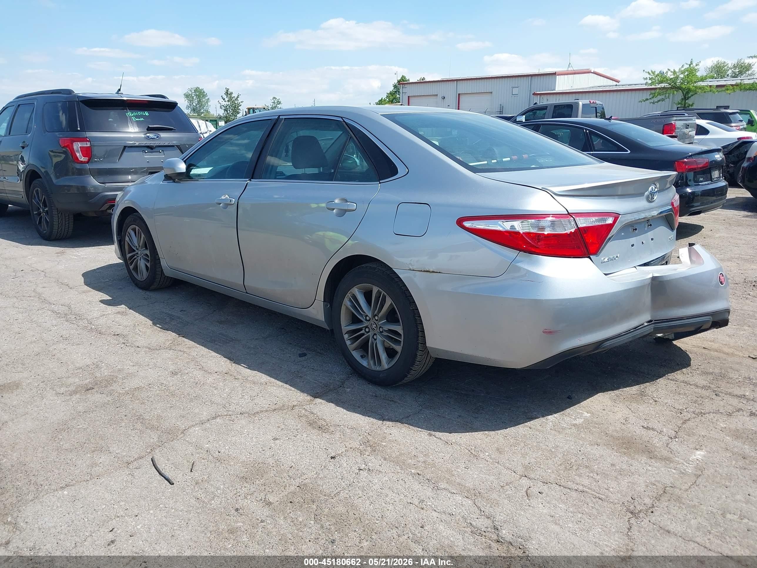 2015 Toyota Camry Se Серебряный vin: 4T1BF1FK0FU073940