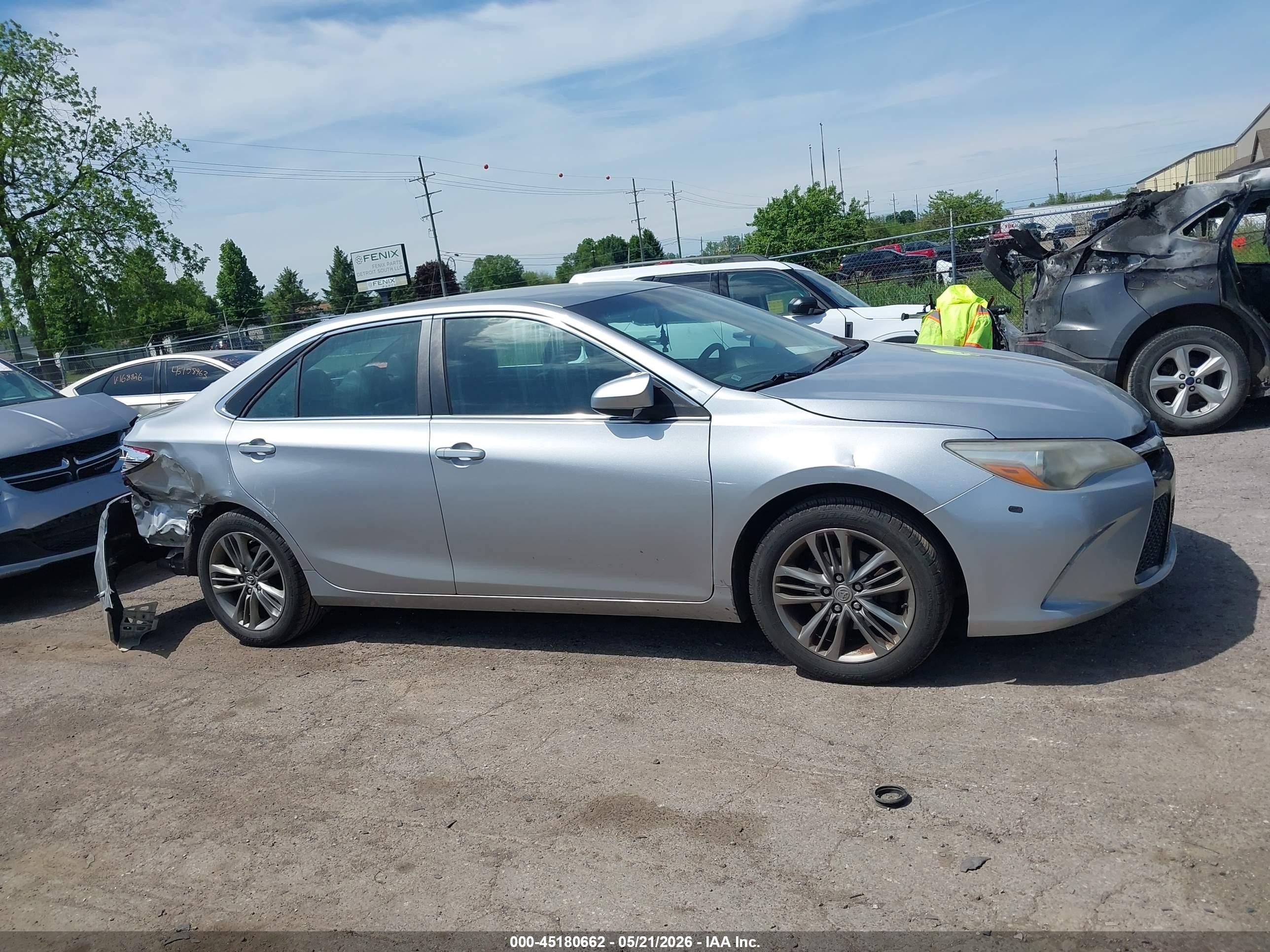 2015 Toyota Camry Se Серебряный vin: 4T1BF1FK0FU073940