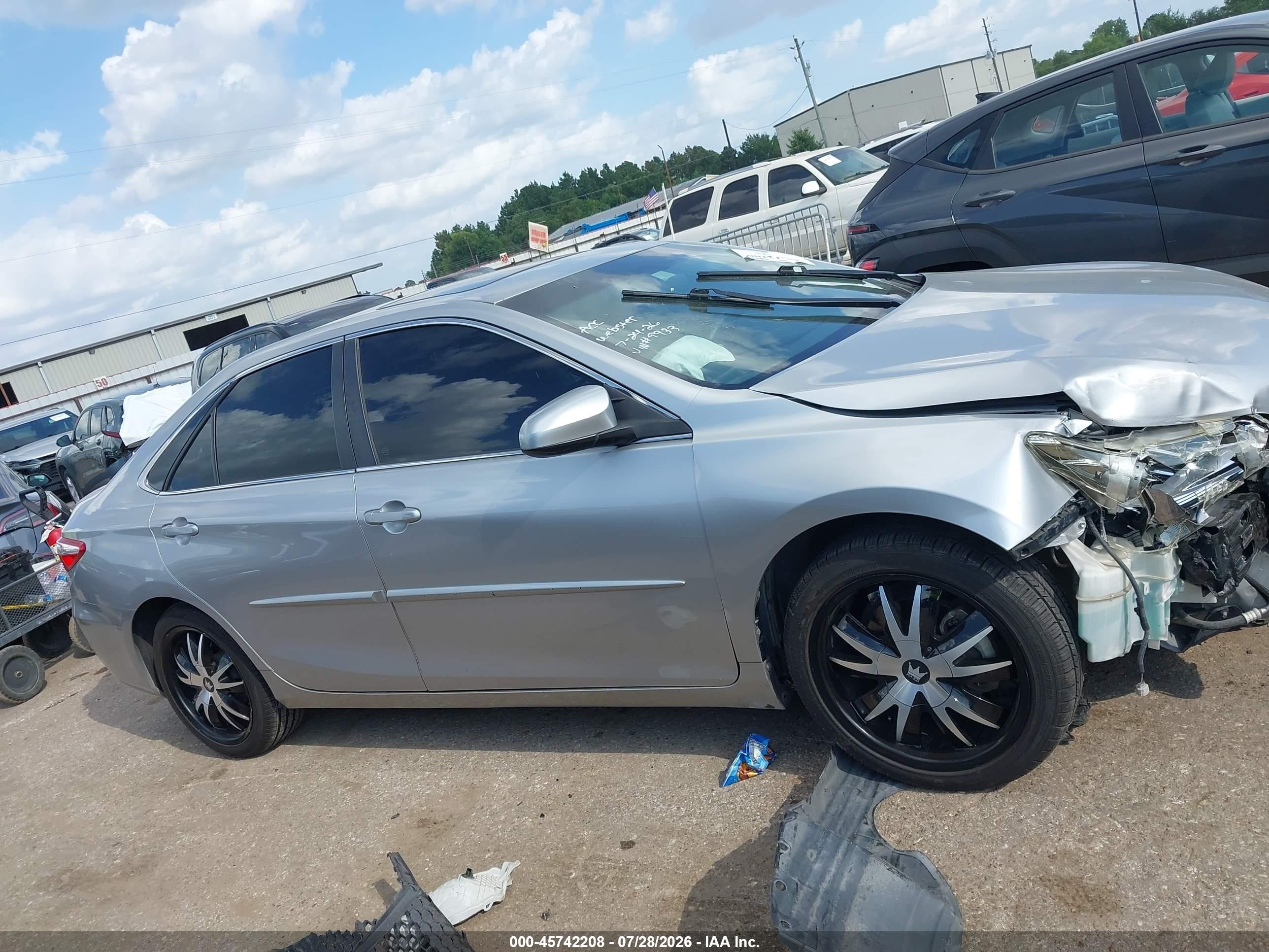 2015 Toyota Camry Se Silver vin: 4T1BF1FK0FU079933
