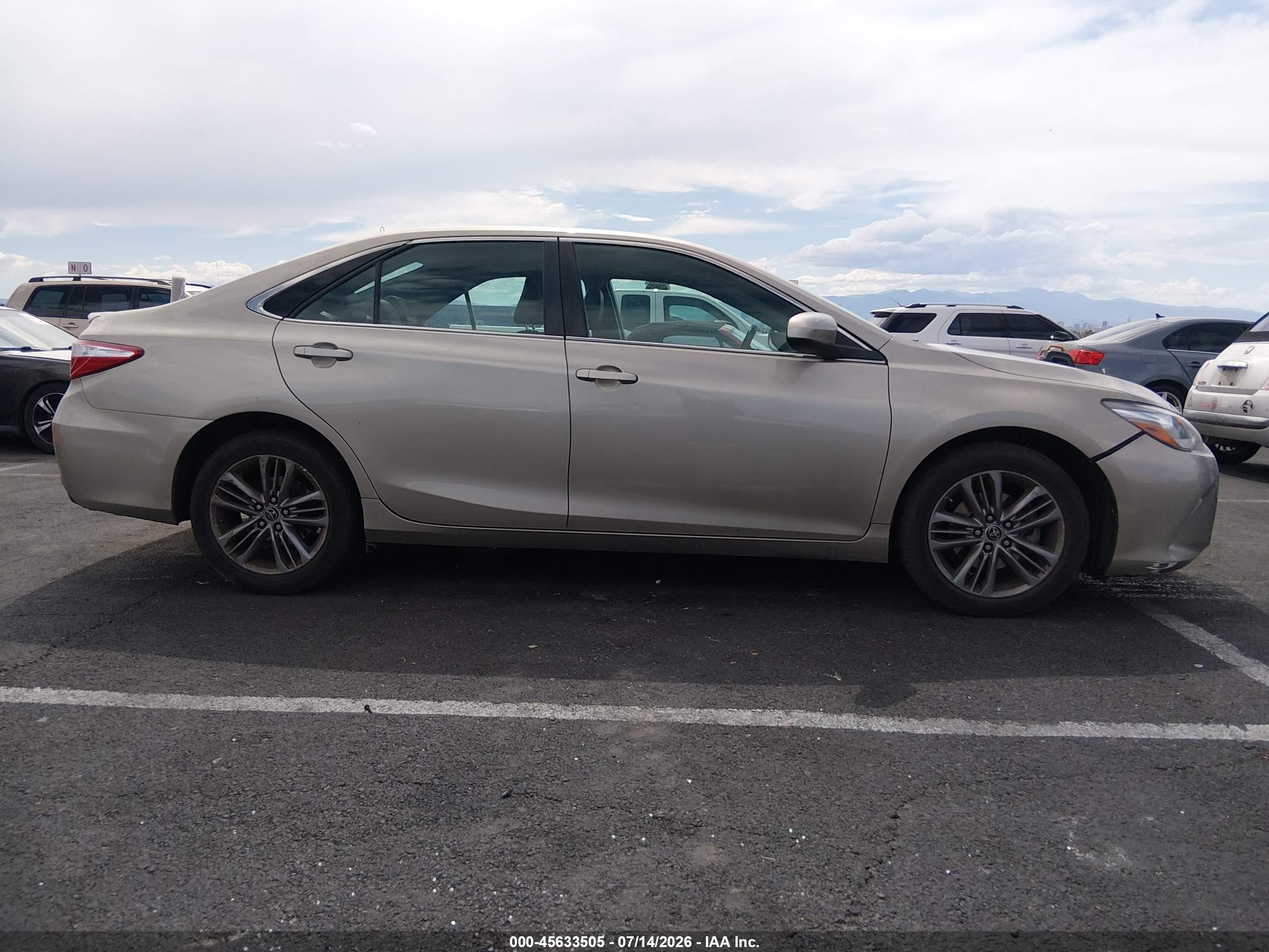 2015 Toyota Camry Se Tan vin: 4T1BF1FK0FU091905