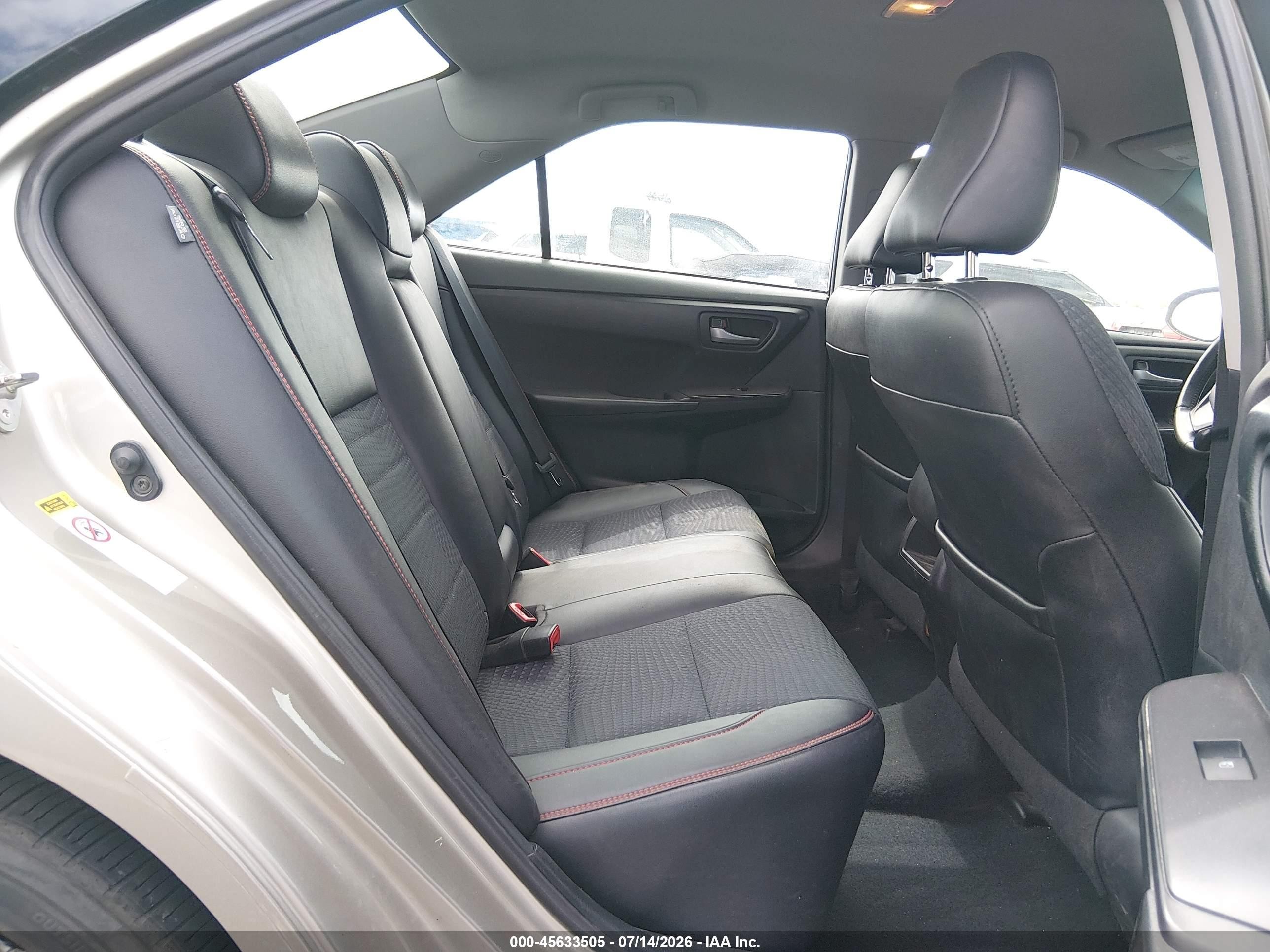2015 Toyota Camry Se Tan vin: 4T1BF1FK0FU091905