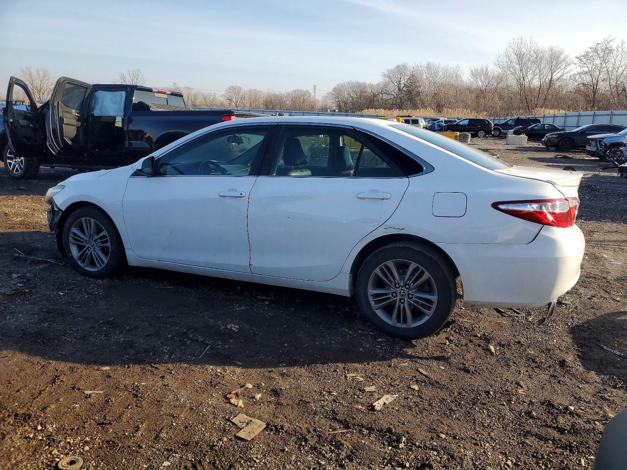 2015 Toyota Camry White vin: 4T1BF1FK0FU092889