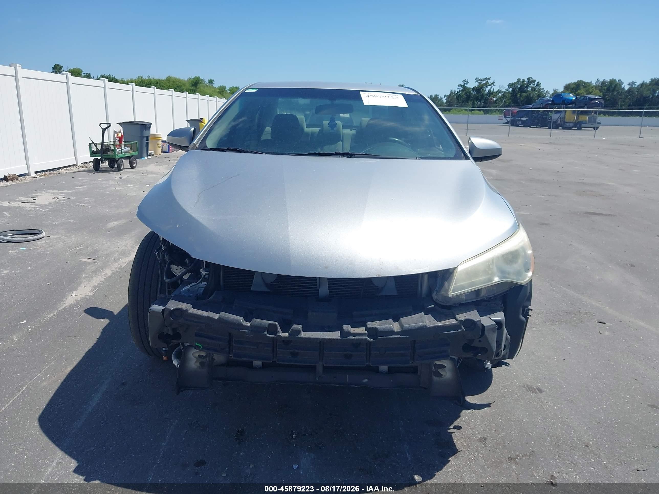 2015 Toyota Camry Le Silver vin: 4T1BF1FK0FU101333