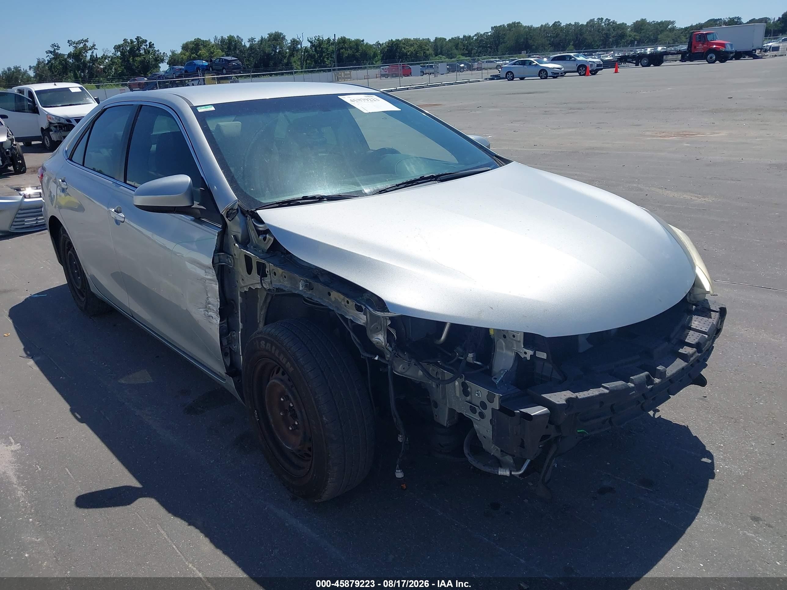 2015 Toyota Camry Le Silver vin: 4T1BF1FK0FU101333