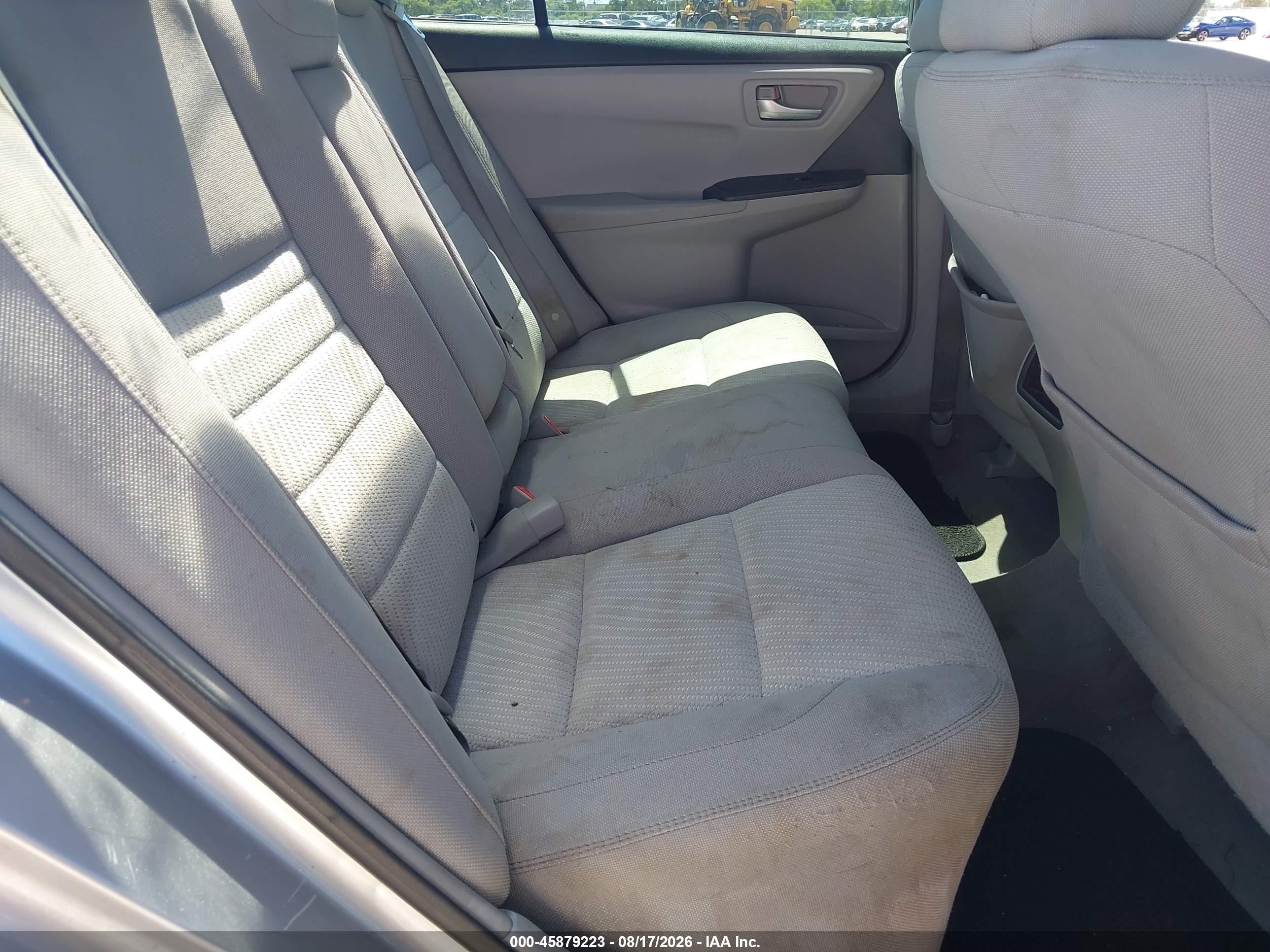 2015 Toyota Camry Le Silver vin: 4T1BF1FK0FU101333