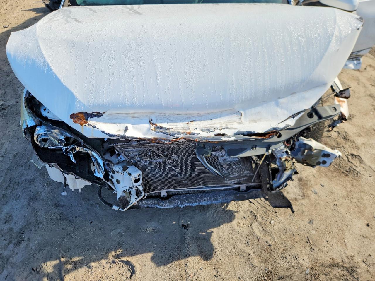2015 Toyota Camry Le Белый vin: 4T1BF1FK0FU107620
