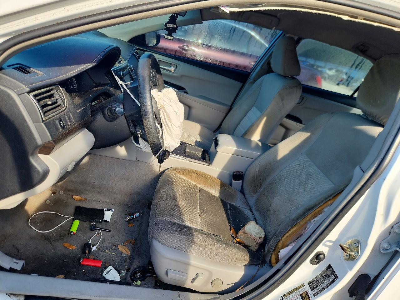 2015 Toyota Camry Le Белый vin: 4T1BF1FK0FU107620