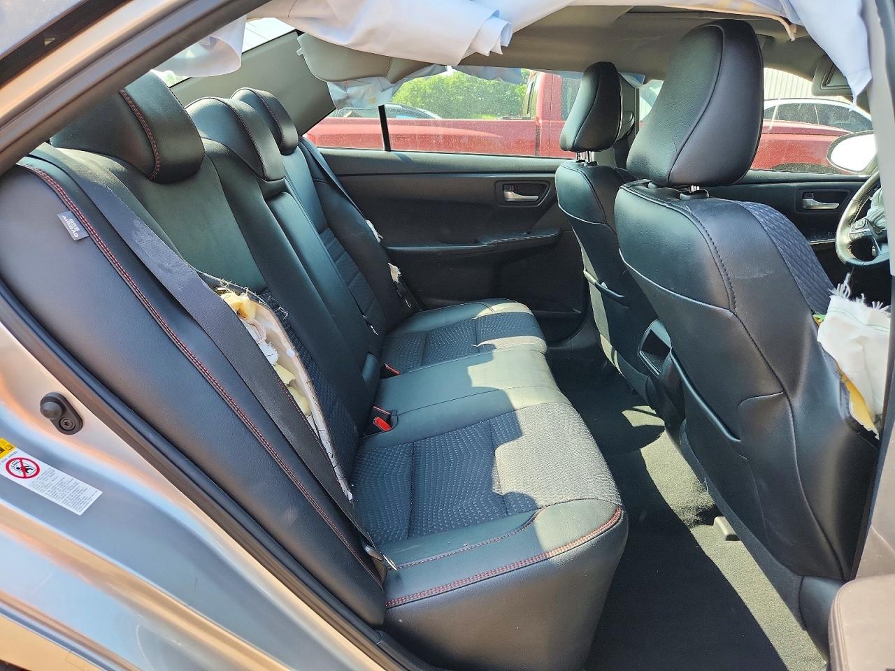 2015 Toyota Camry Se Silver vin: 4T1BF1FK0FU112669