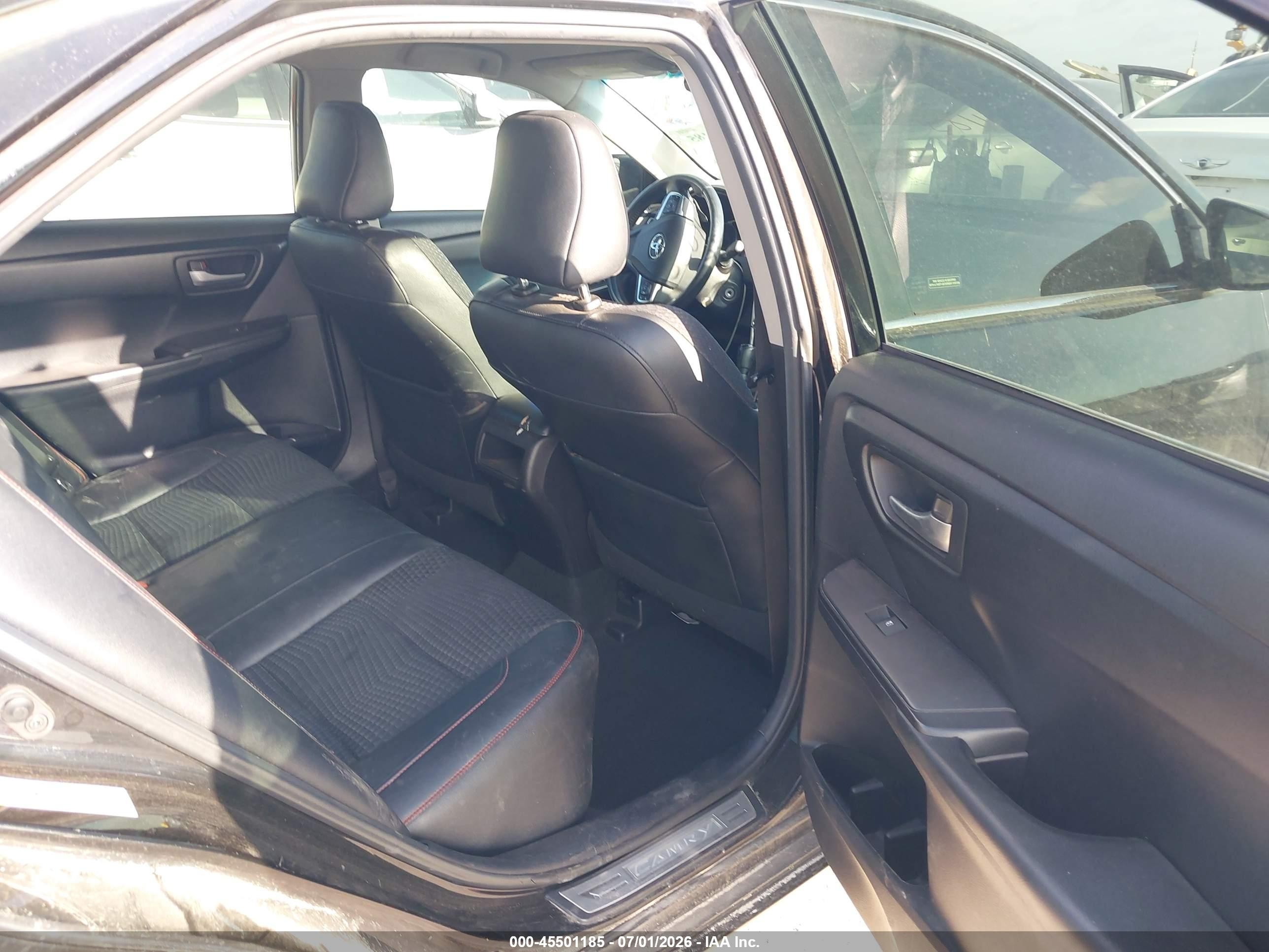 2015 Toyota Camry Se Black vin: 4T1BF1FK0FU483296