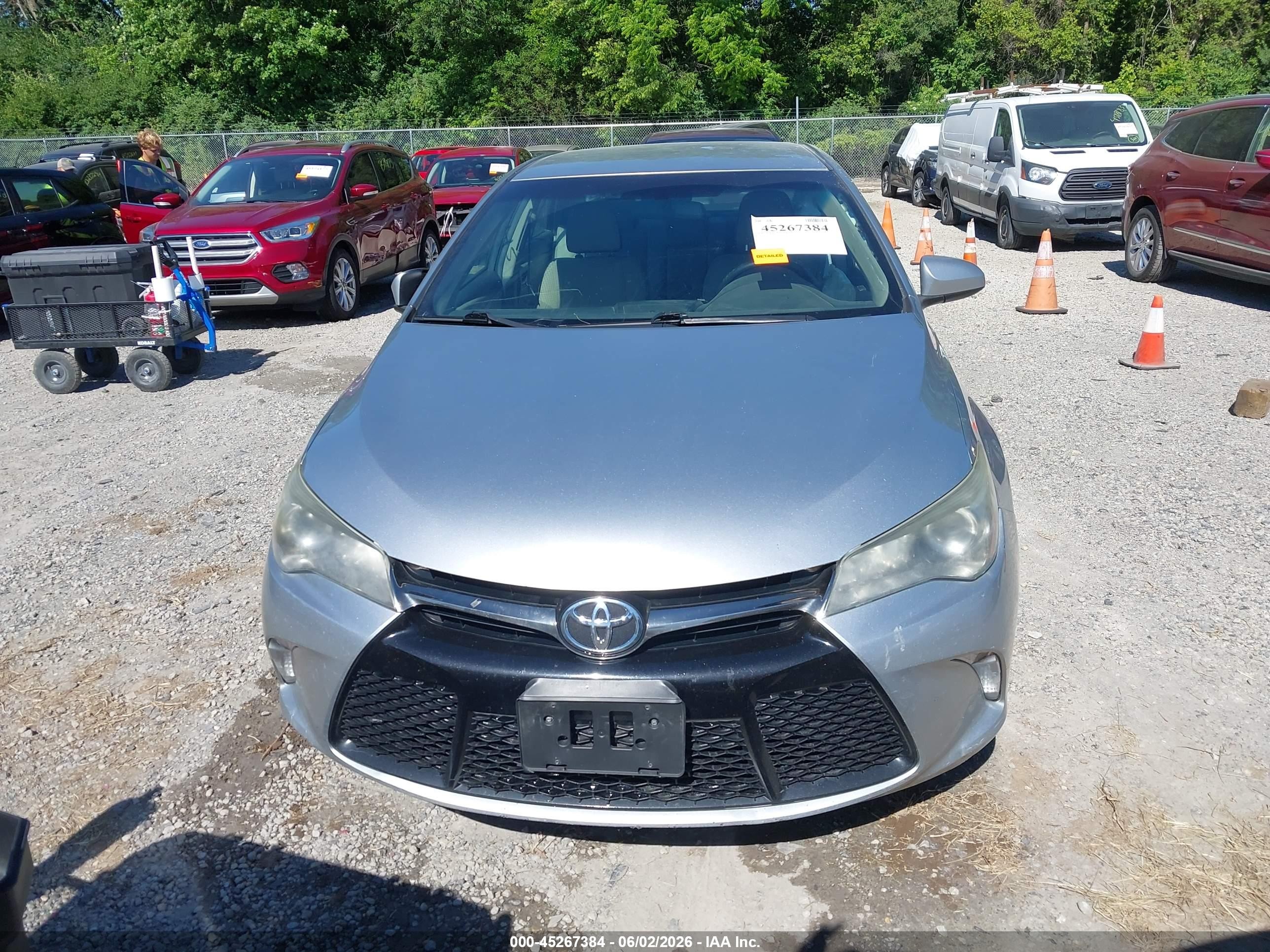 2015 Toyota Camry Se Silver vin: 4T1BF1FK0FU488692