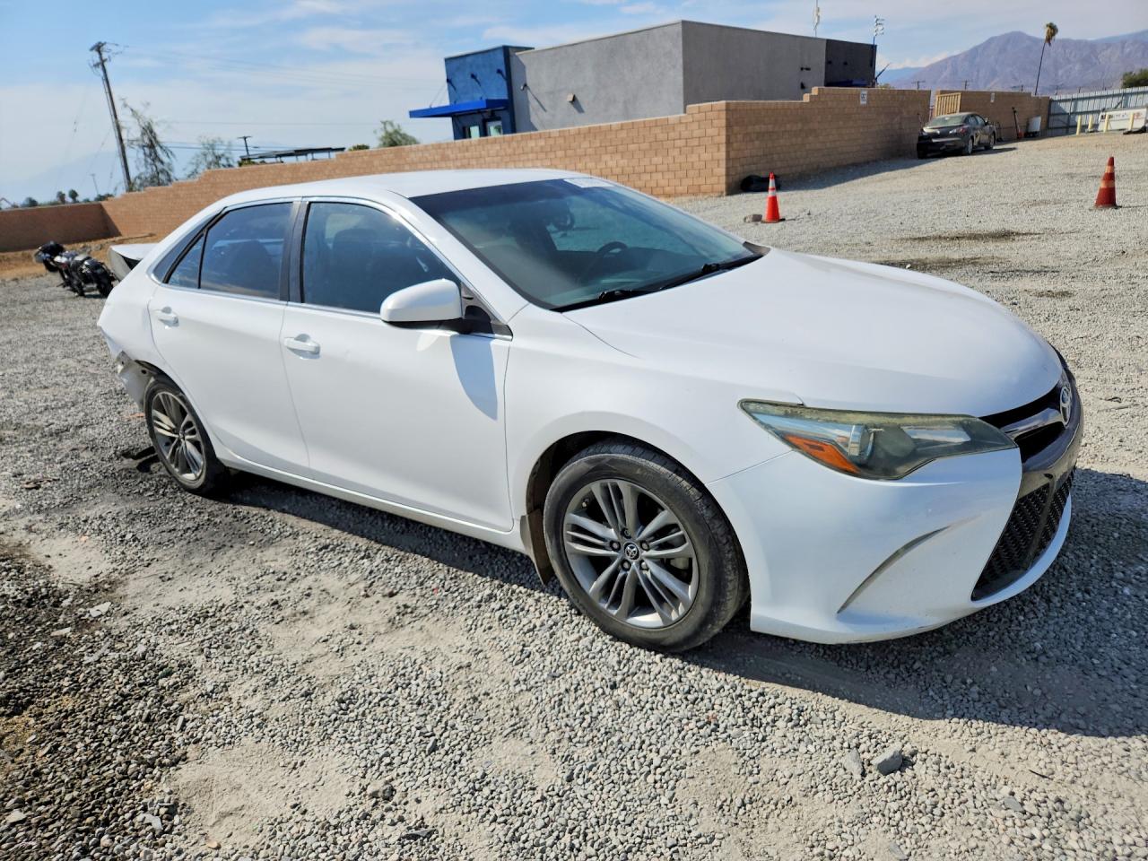 2015 Toyota Camry Se White vin: 4T1BF1FK0FU494590