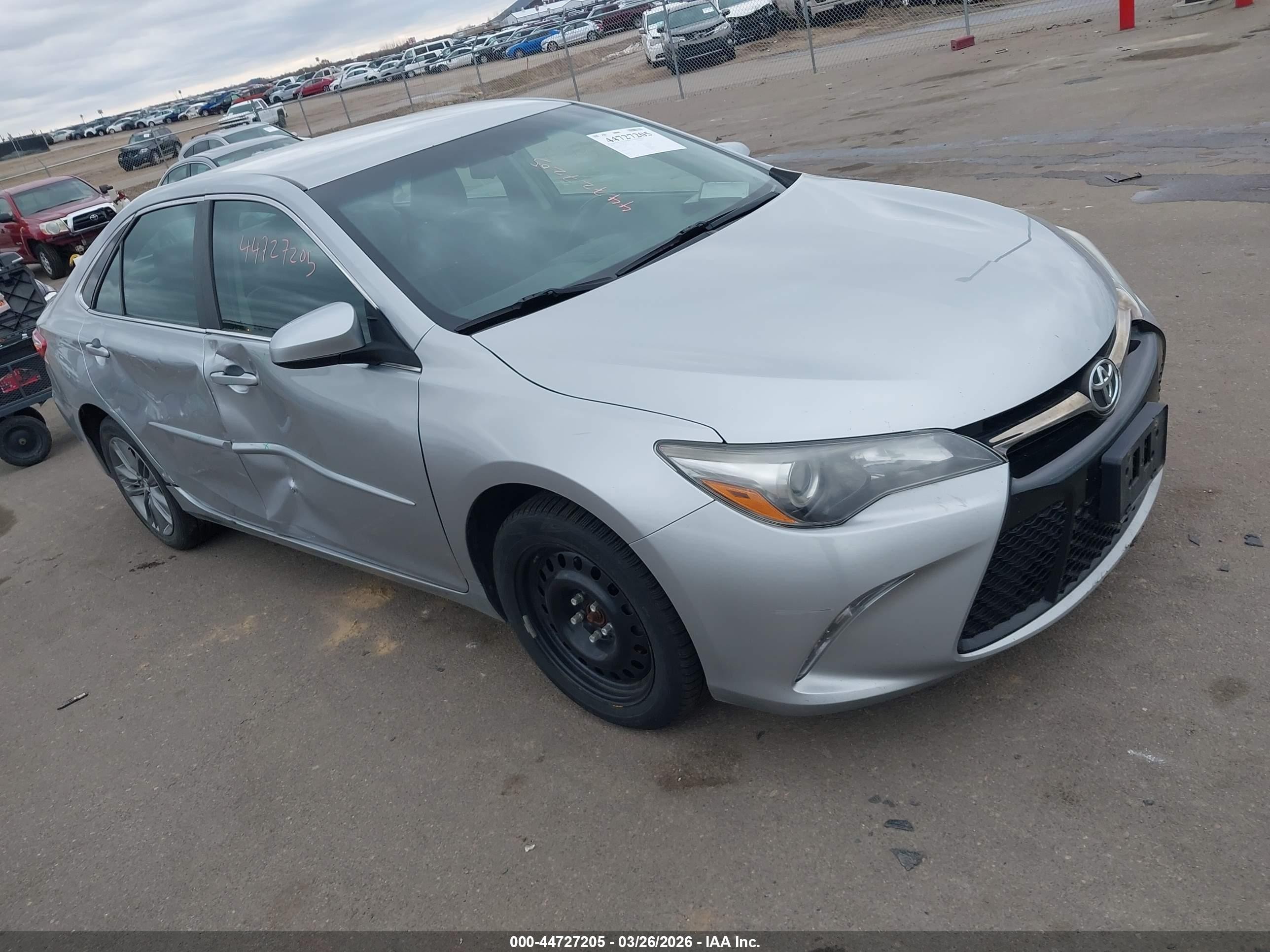 2015 Toyota Camry Se Silver vin: 4T1BF1FK0FU883620