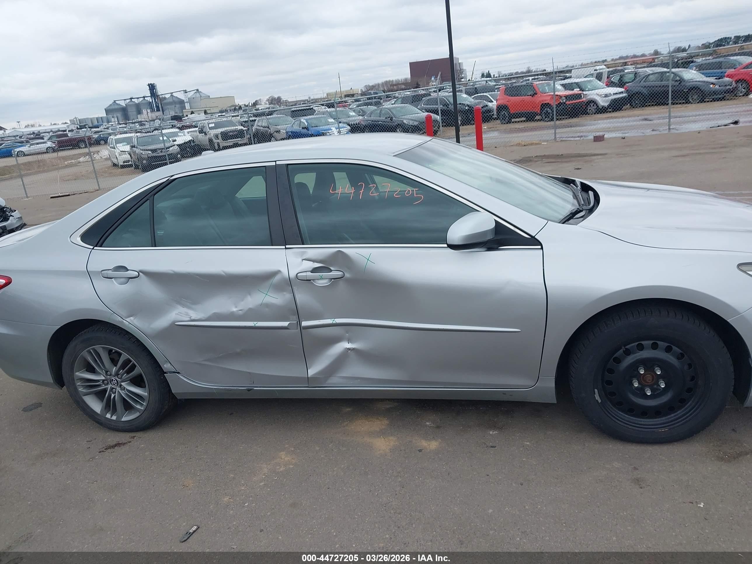 2015 Toyota Camry Se Silver vin: 4T1BF1FK0FU883620