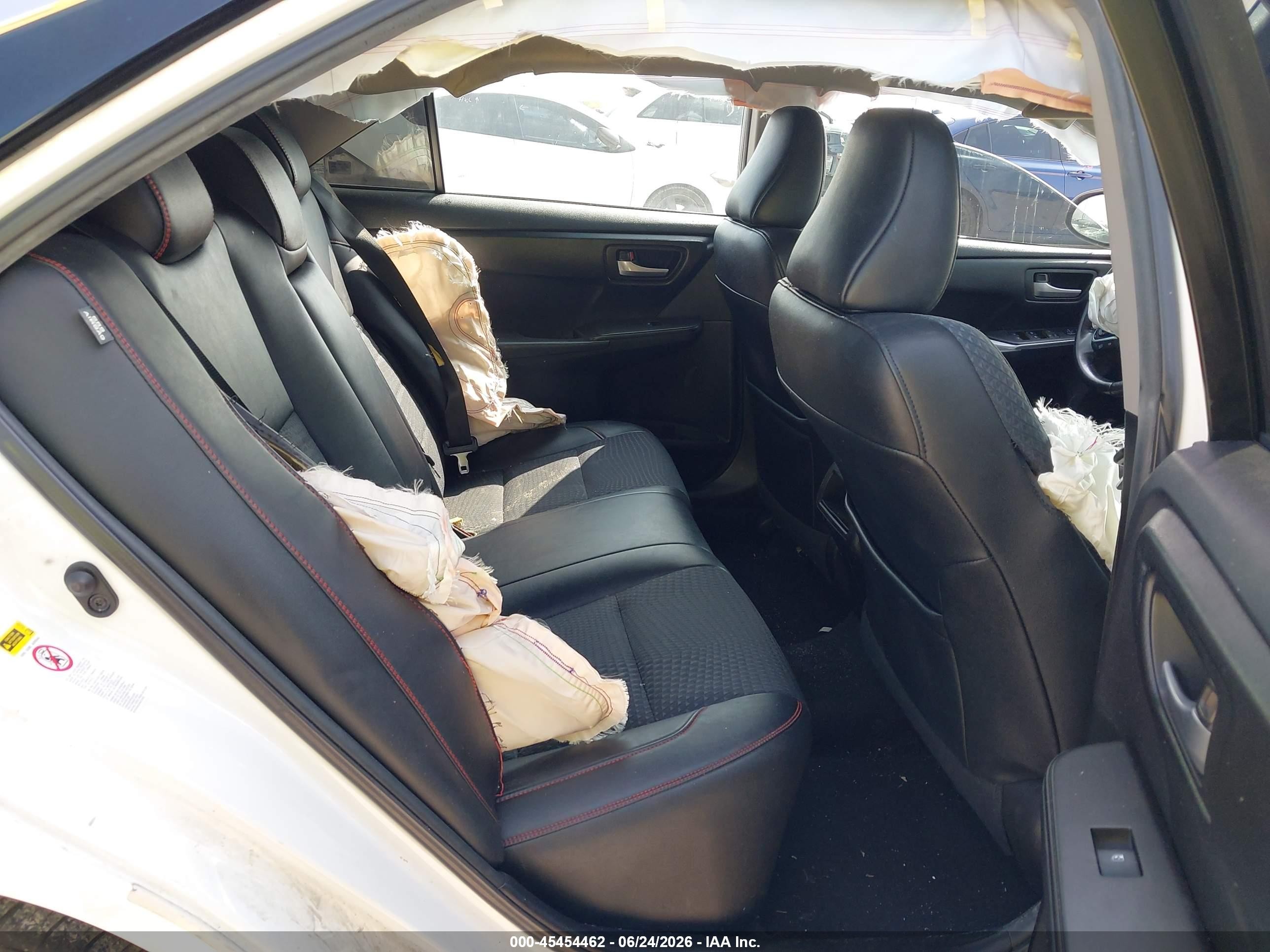 2015 Toyota Camry Se Белый vin: 4T1BF1FK0FU897663