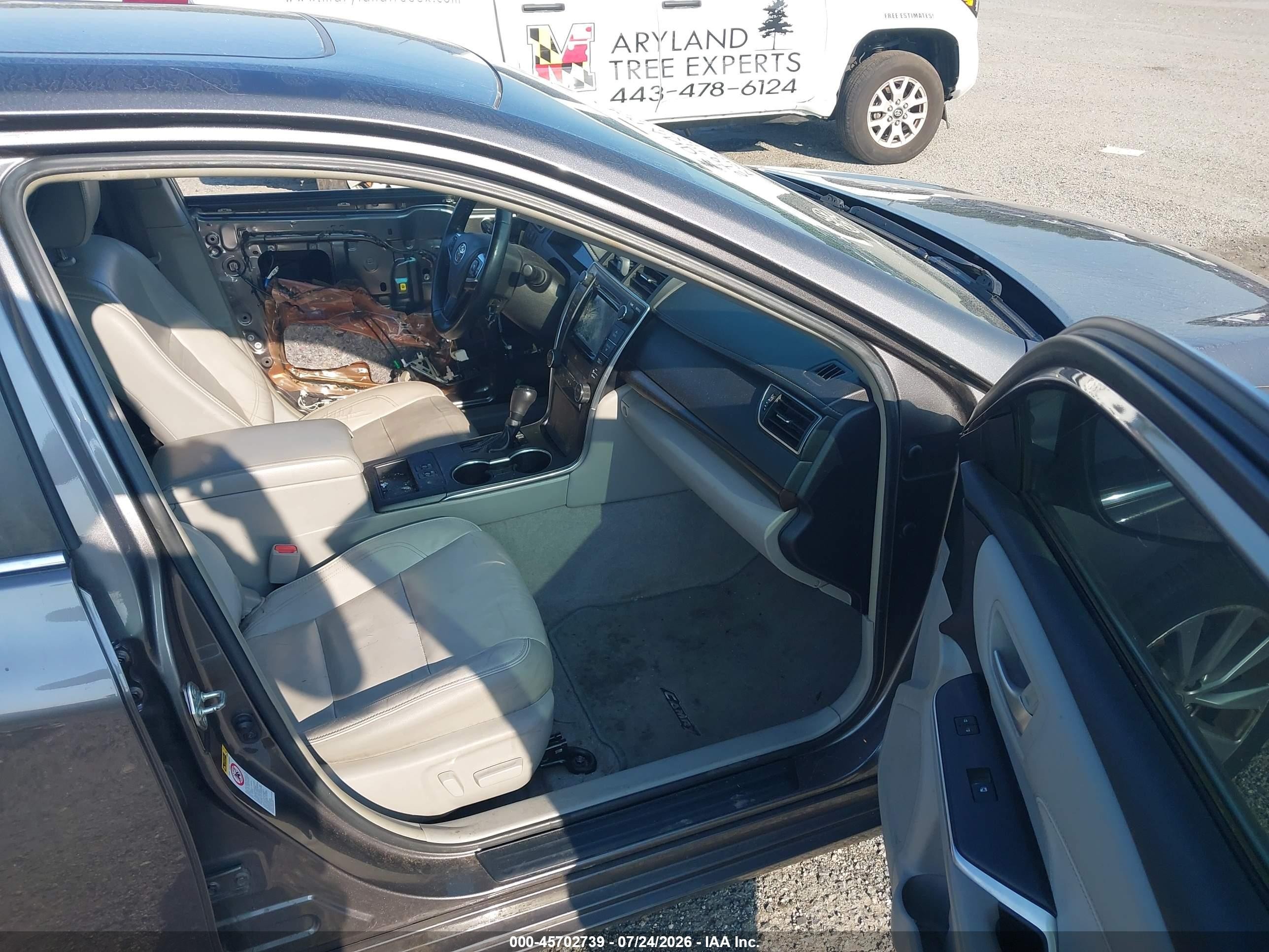2015 Toyota Camry Xle Серый vin: 4T1BF1FK0FU906636