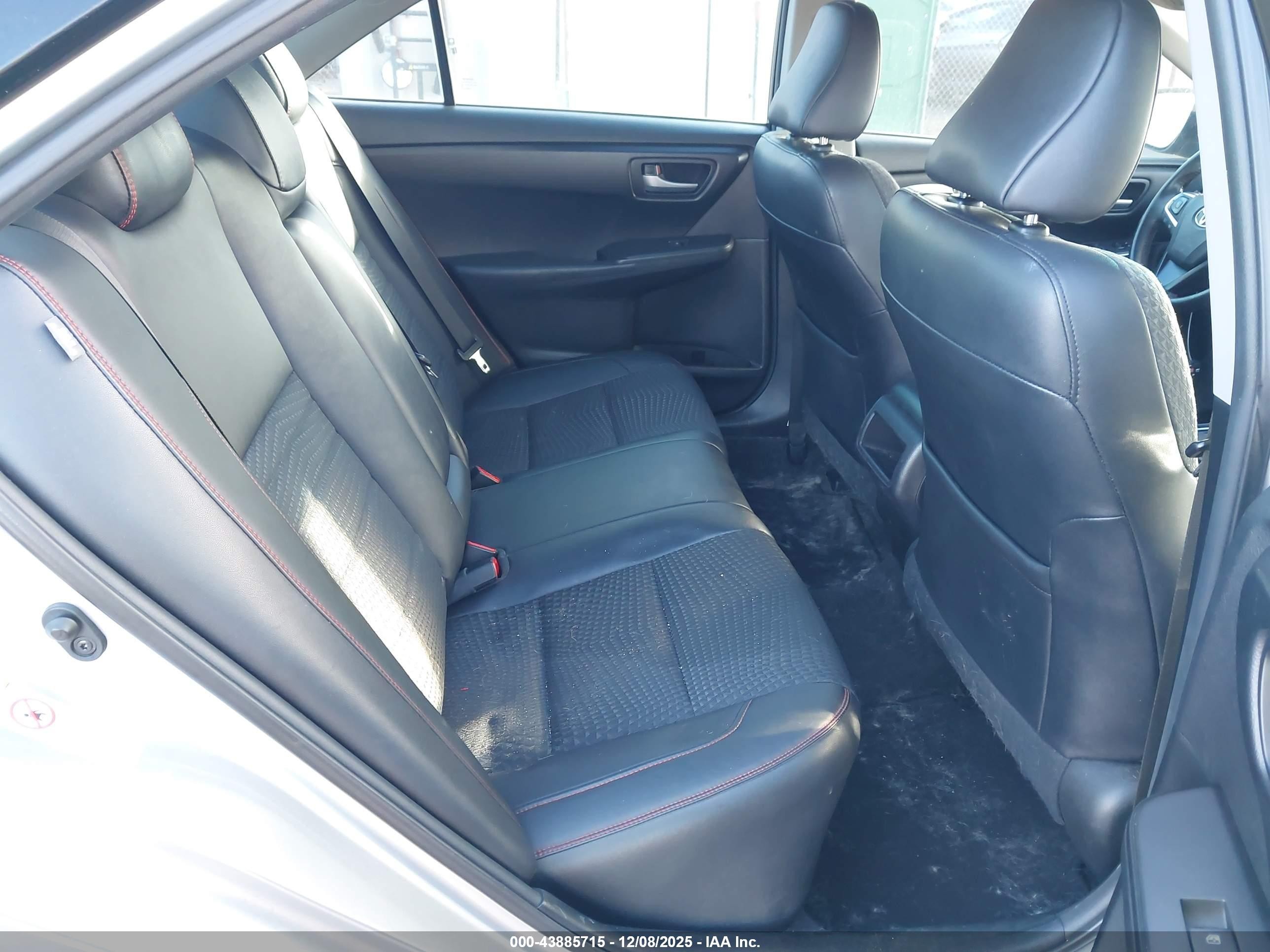 2015 Toyota Camry Se Серебряный vin: 4T1BF1FK0FU918057