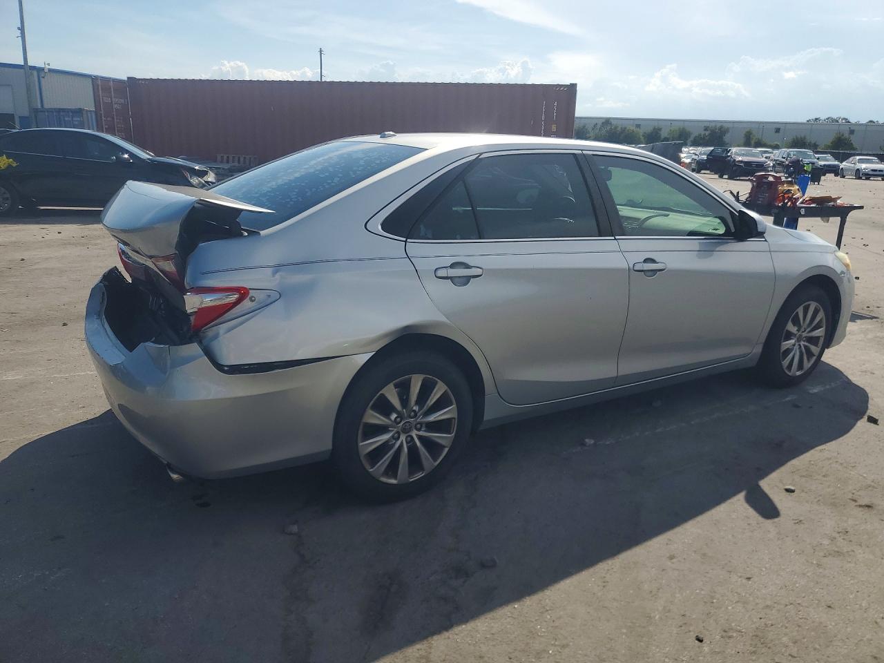 2015 Toyota Camry Xle Silver vin: 4T1BF1FK0FU924554