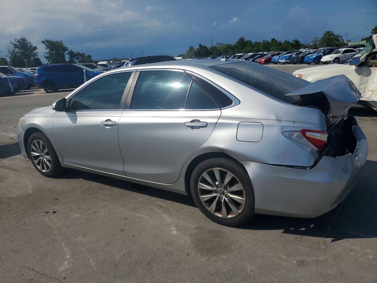 2015 Toyota Camry Xle Silver vin: 4T1BF1FK0FU924554