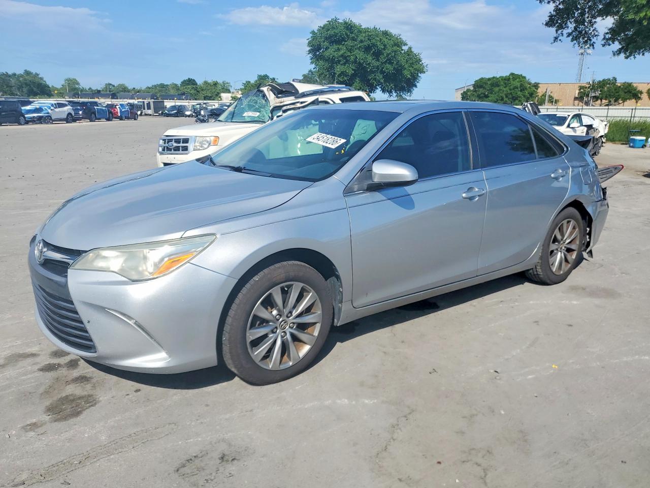 2015 Toyota Camry Xle Silver vin: 4T1BF1FK0FU924554