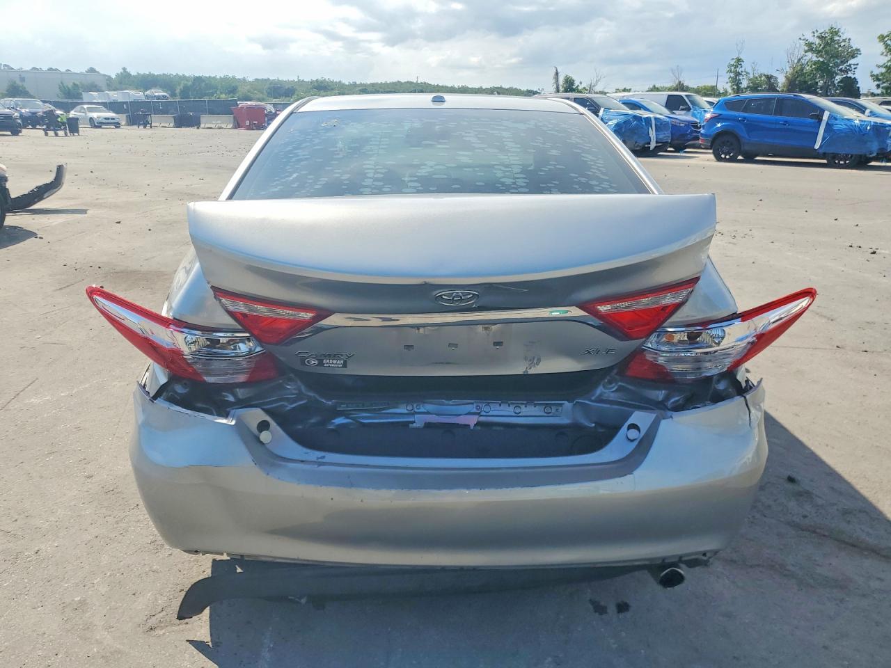 2015 Toyota Camry Xle Silver vin: 4T1BF1FK0FU924554