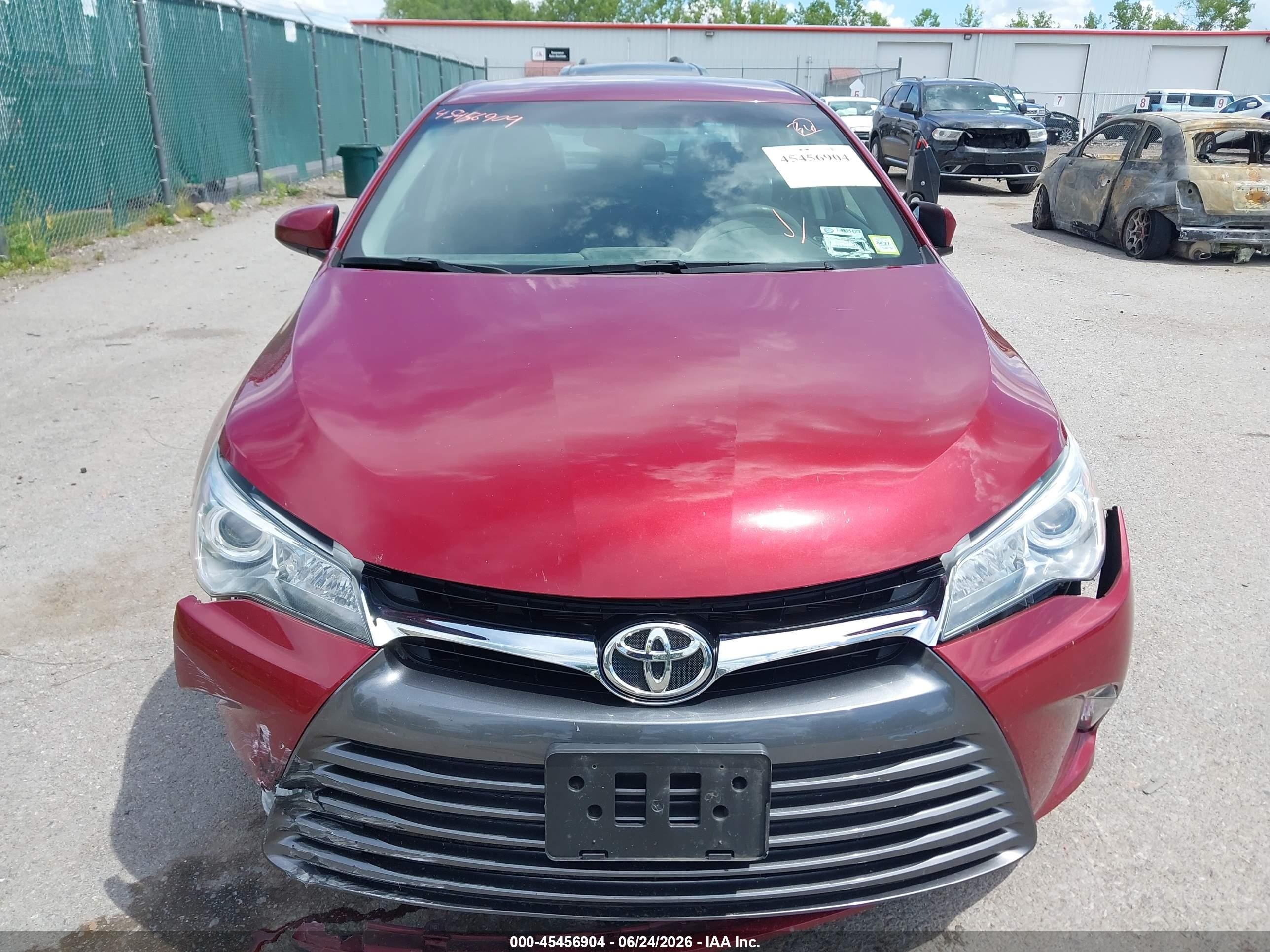 2015 Toyota Camry Le Red vin: 4T1BF1FK0FU934534