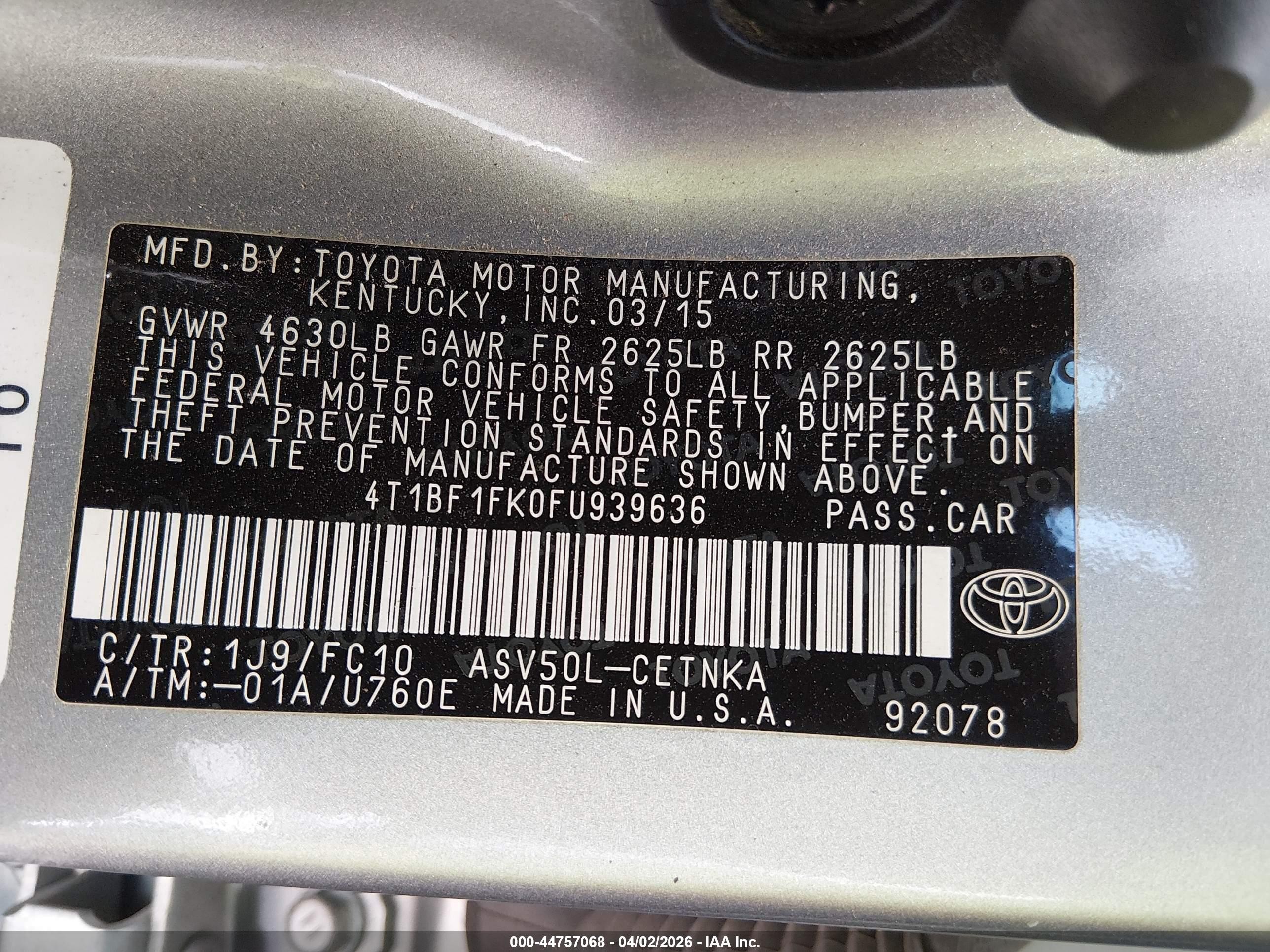 2015 Toyota Camry Le Серебряный vin: 4T1BF1FK0FU939636