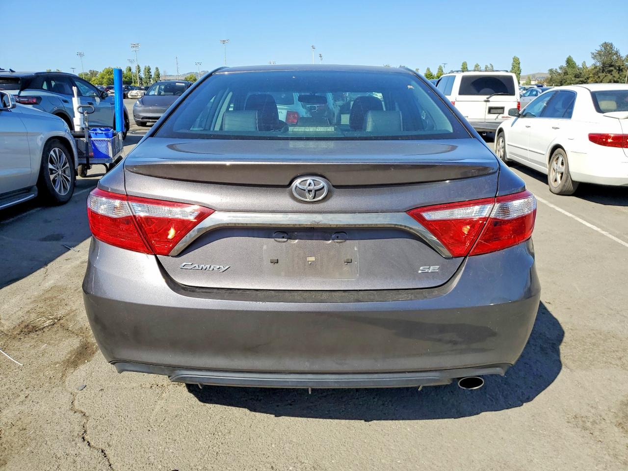 2015 Toyota Camry Se Charcoal vin: 4T1BF1FK0FU952029