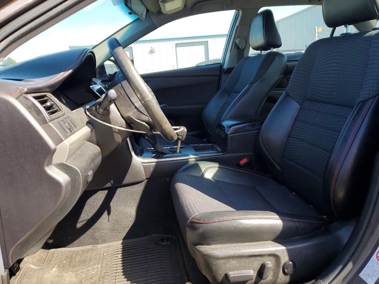 2015 Toyota Camry Se Charcoal vin: 4T1BF1FK0FU952029