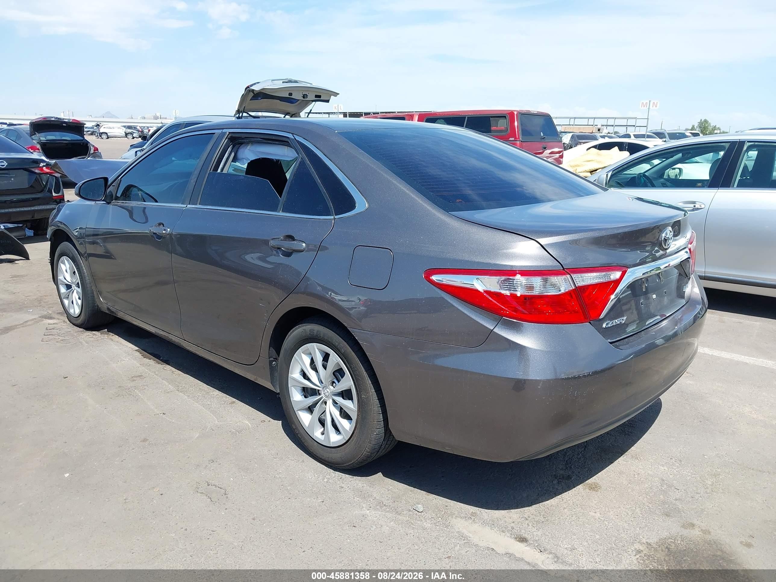2015 Toyota Camry Le Gray vin: 4T1BF1FK0FU956730