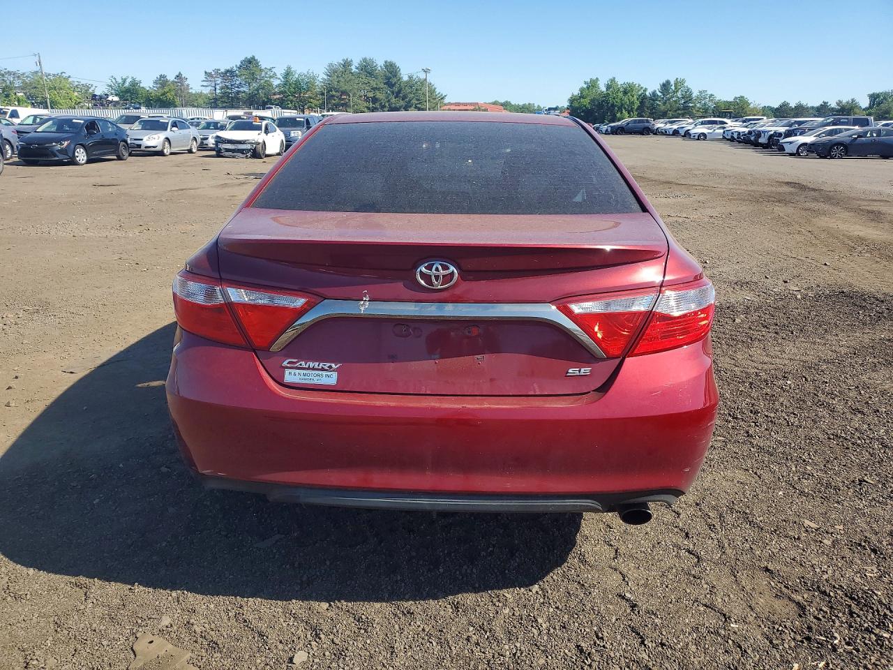 2015 Toyota Camry Se Red vin: 4T1BF1FK0FU960227