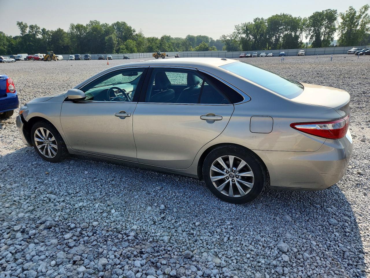 2015 Toyota Camry Xle Silver vin: 4T1BF1FK0FU972118