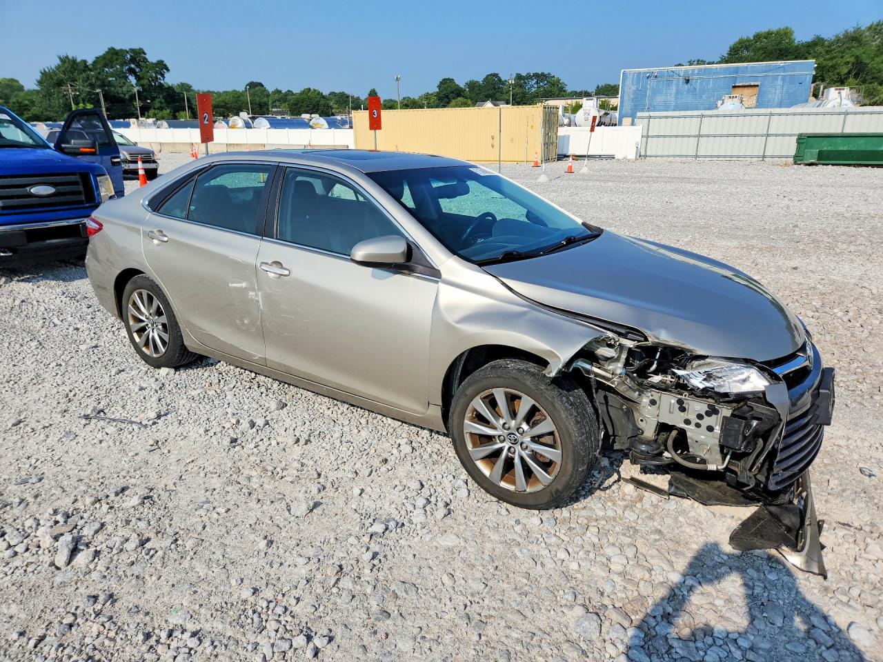 2015 Toyota Camry Xle Silver vin: 4T1BF1FK0FU972118
