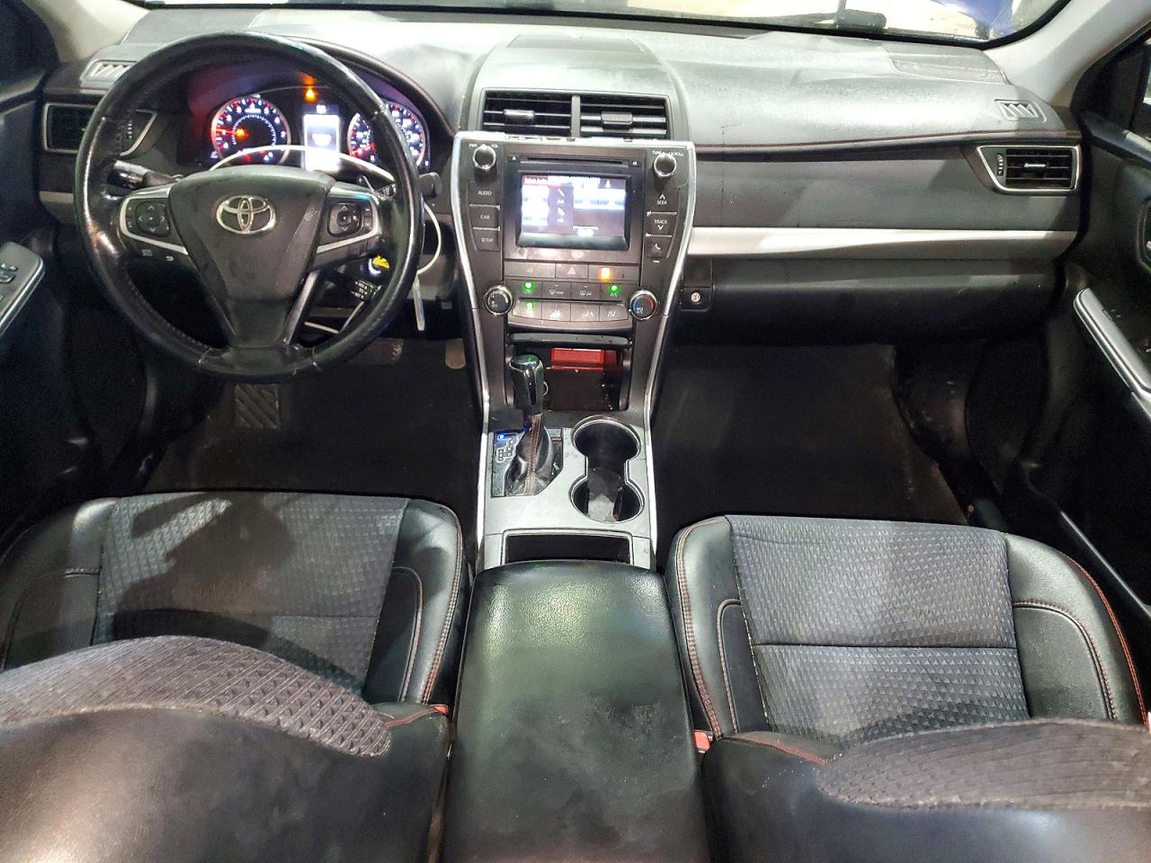2015 Toyota Camry Se Blue vin: 4T1BF1FK0FU975715